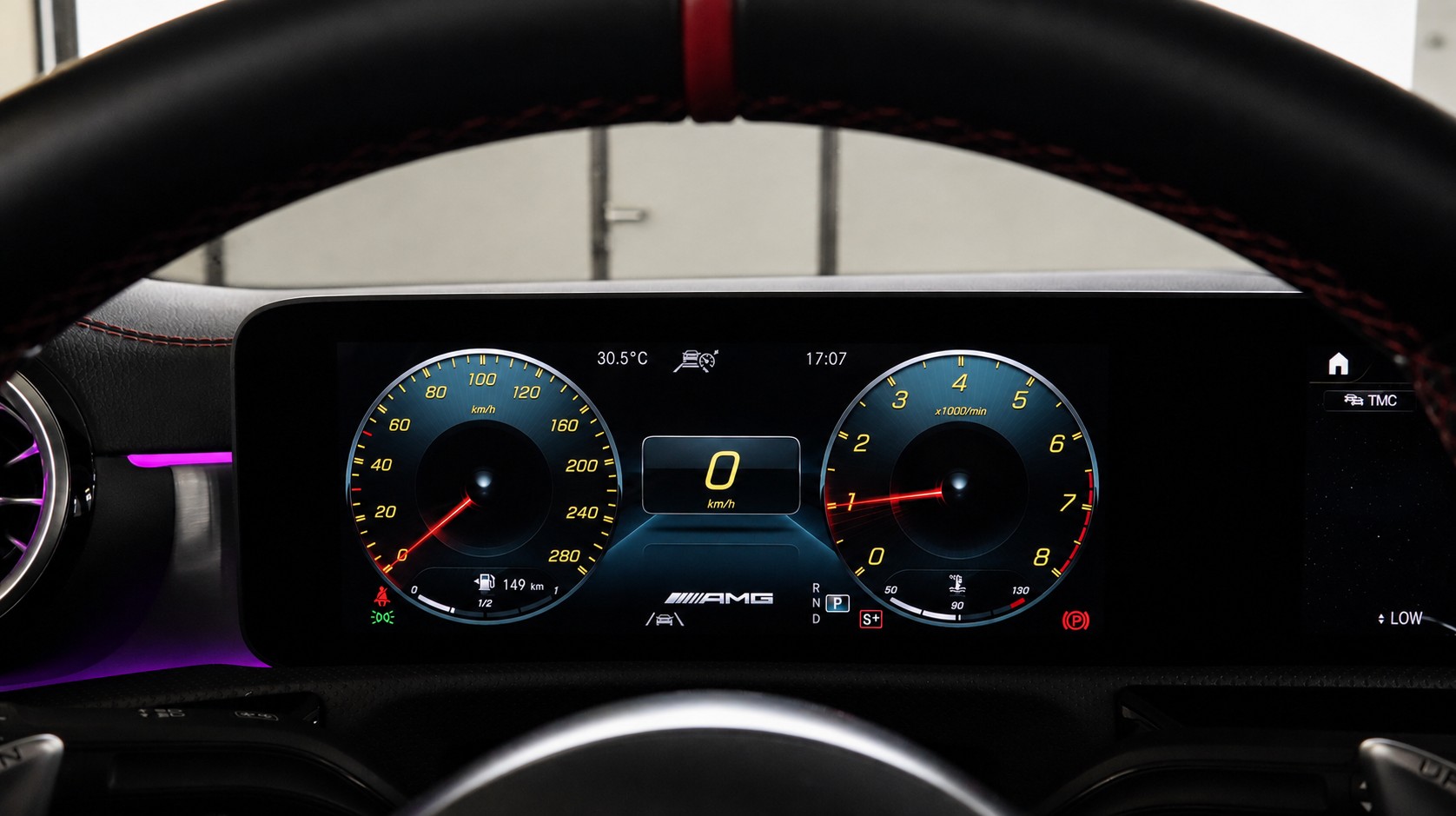 MERCEDES-BENZ CLA 35 AMG 4Matic 7G-DCT-image-9