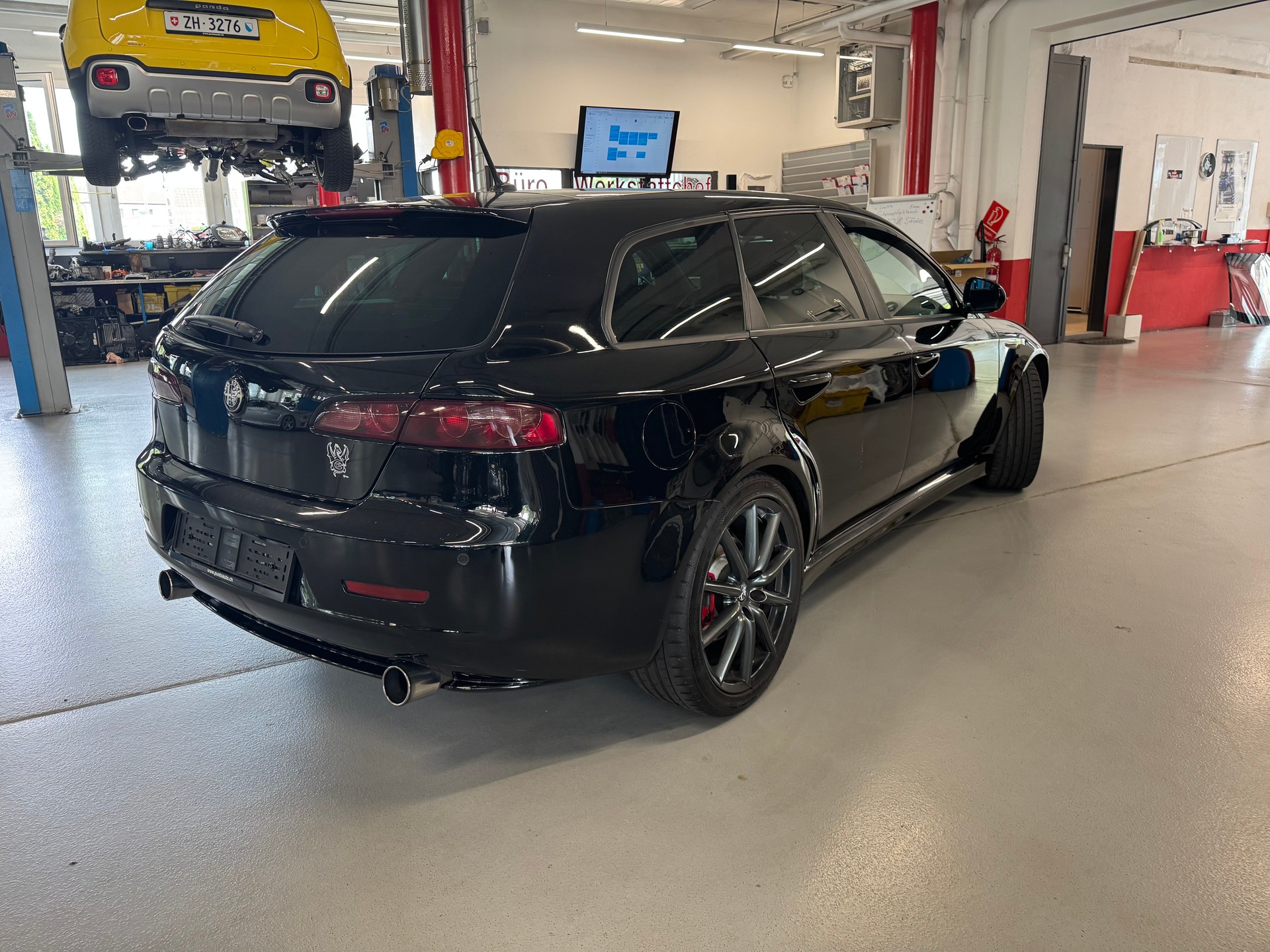 ALFA ROMEO 159 Sportwagon 1.8 TBi TI-image-2