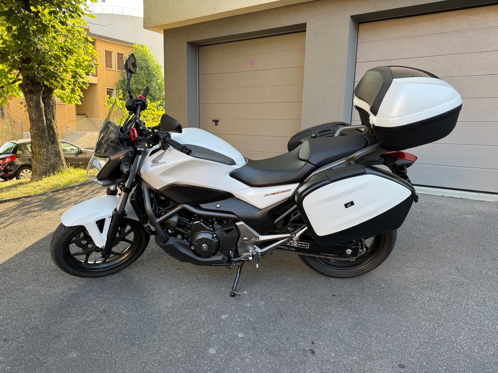HONDA NC 750 S DCT ABS-showroom-element-2