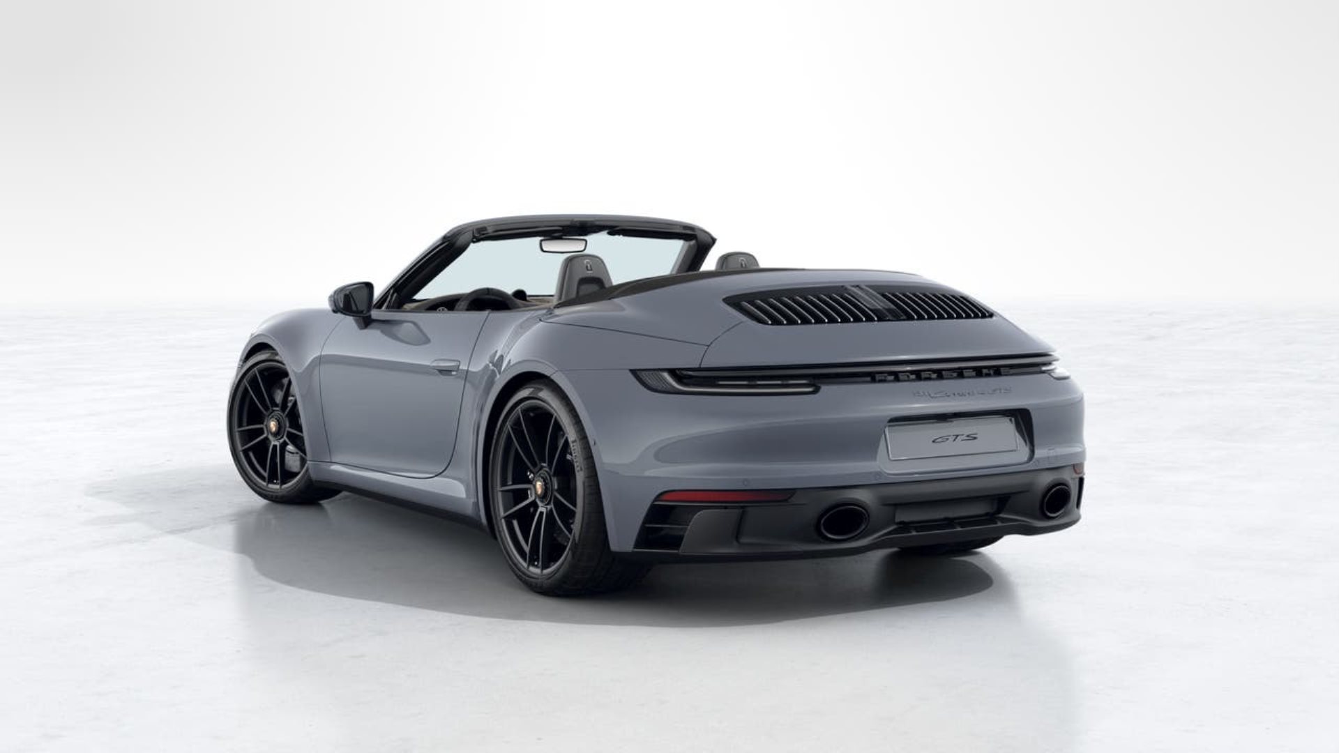 PORSCHE 911 Carrera 4 GTS Cabriolet-image-2