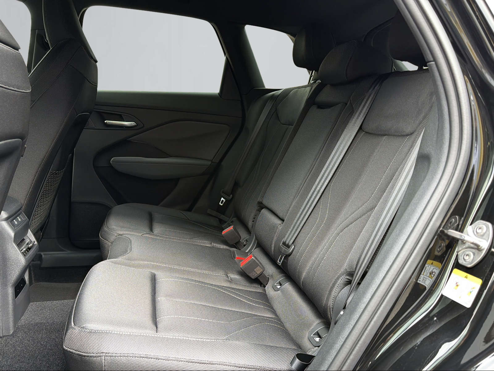 AUDI Q3 SUV 110 kW TFSI S tronic-image-9