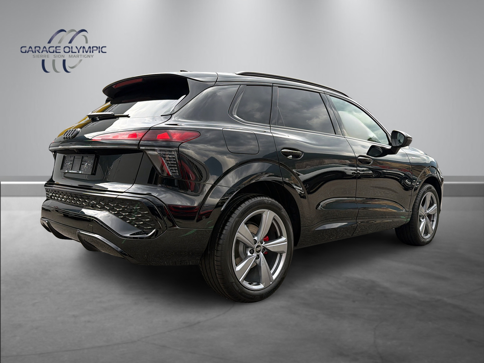 AUDI Q3 SUV 110 kW TFSI S tronic-image-11