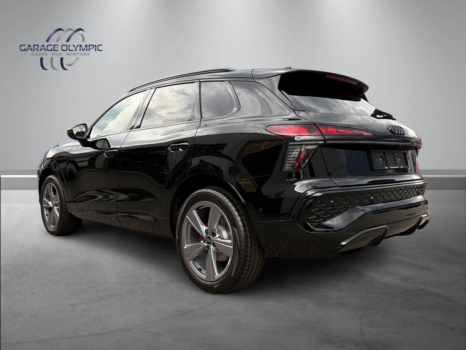 AUDI Q3 SUV 110 kW TFSI S tronic-showroom-element-3