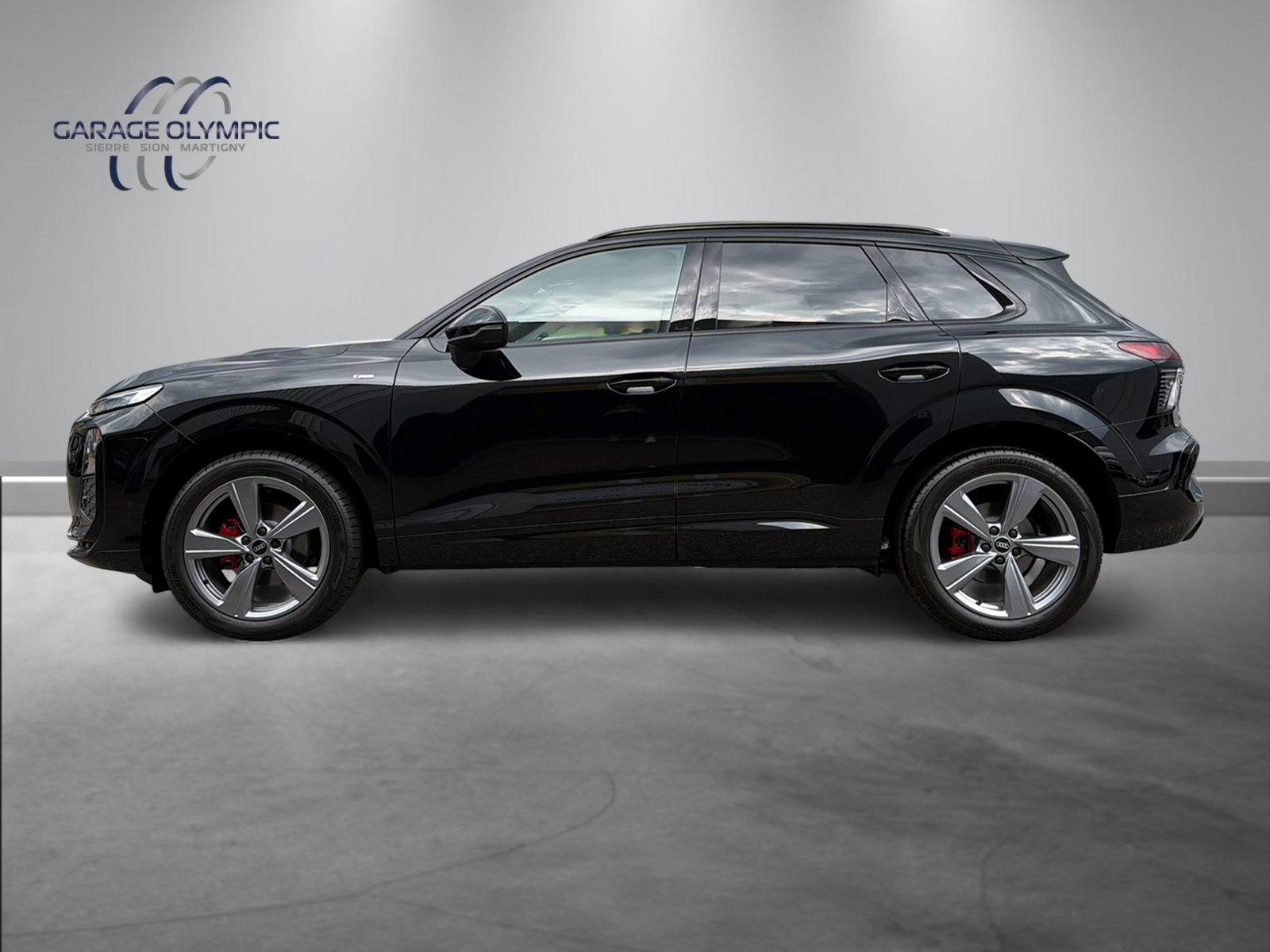 AUDI Q3 SUV 110 kW TFSI S tronic-showroom-element-2