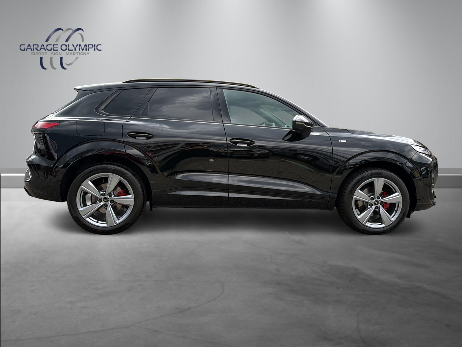 AUDI Q3 SUV 110 kW TFSI S tronic-image-12