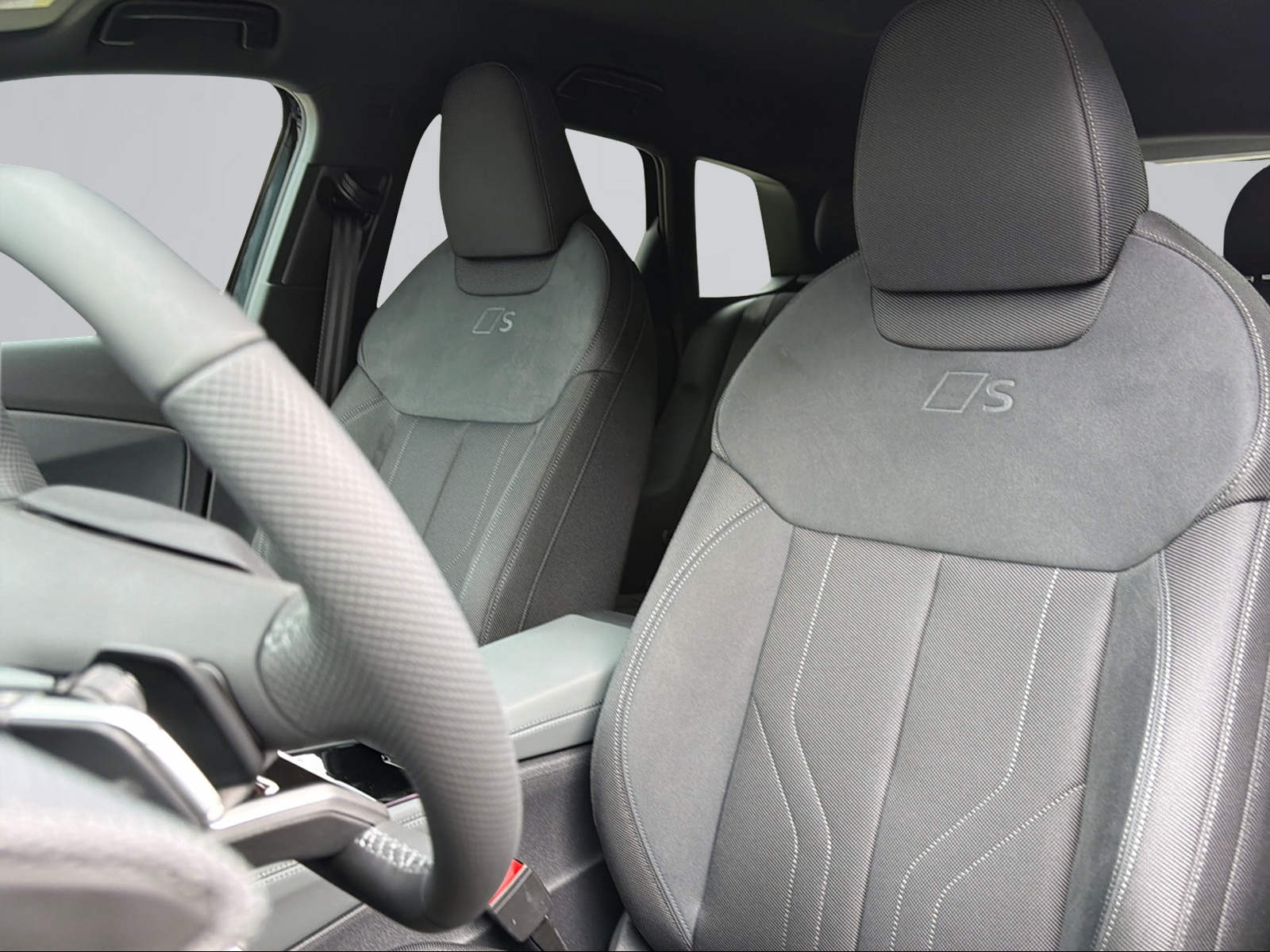 AUDI Q3 SUV 110 kW TFSI S tronic-image-6