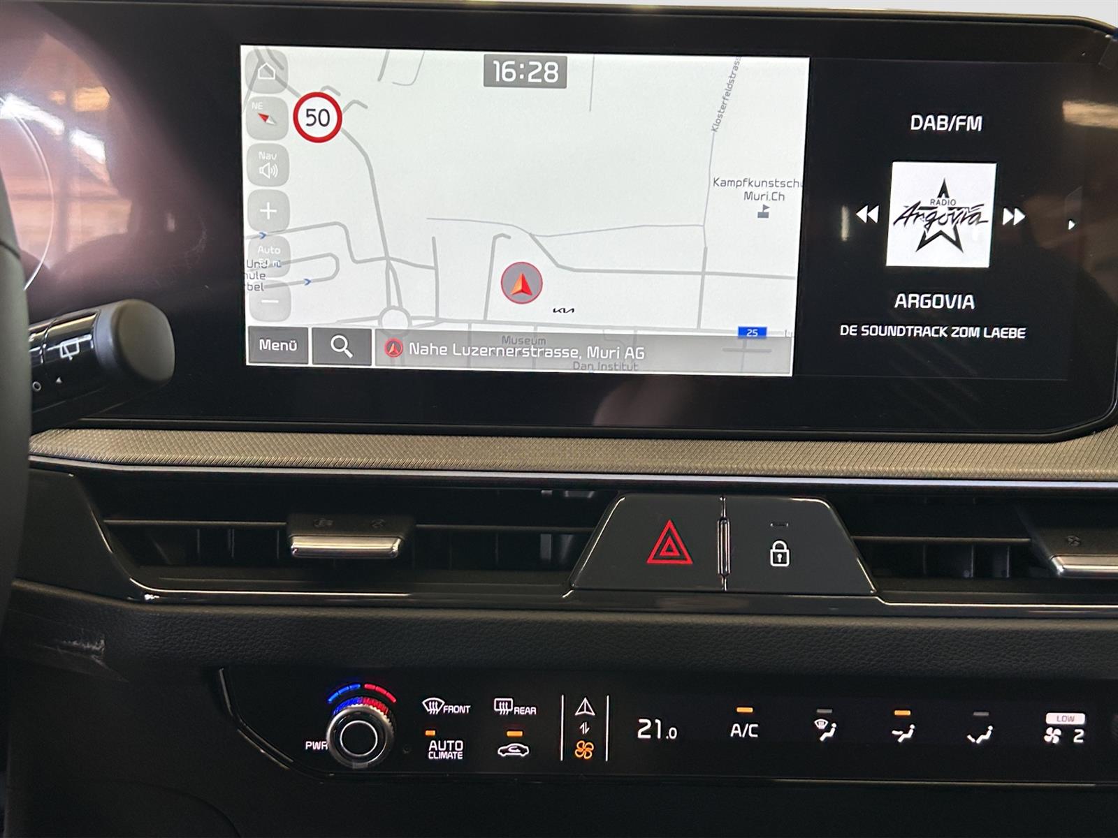 KIA Stonic 1.0 T-GDi MHEV GT-Line-image-11