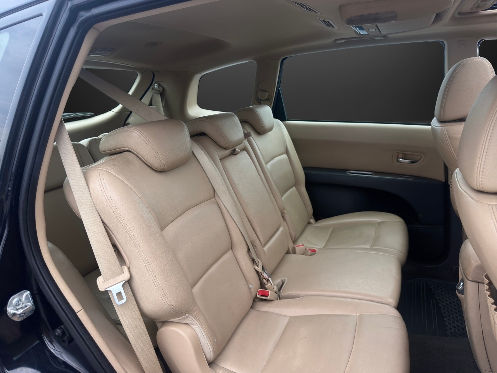 SUBARU Tribeca 3.6 AWD Executive-image-11