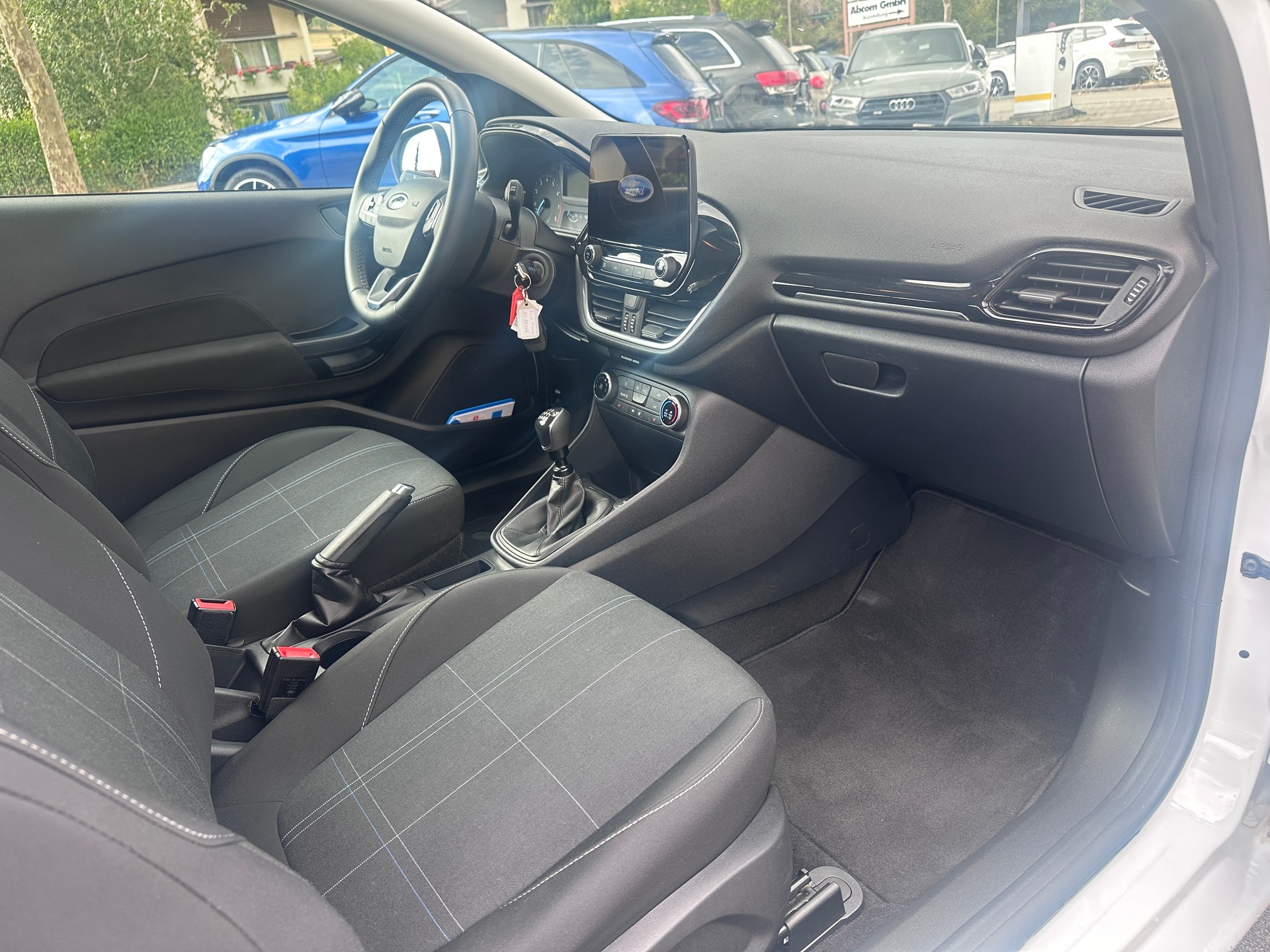 FORD Fiesta 1.0 SCTi Cool & Connect-image-10