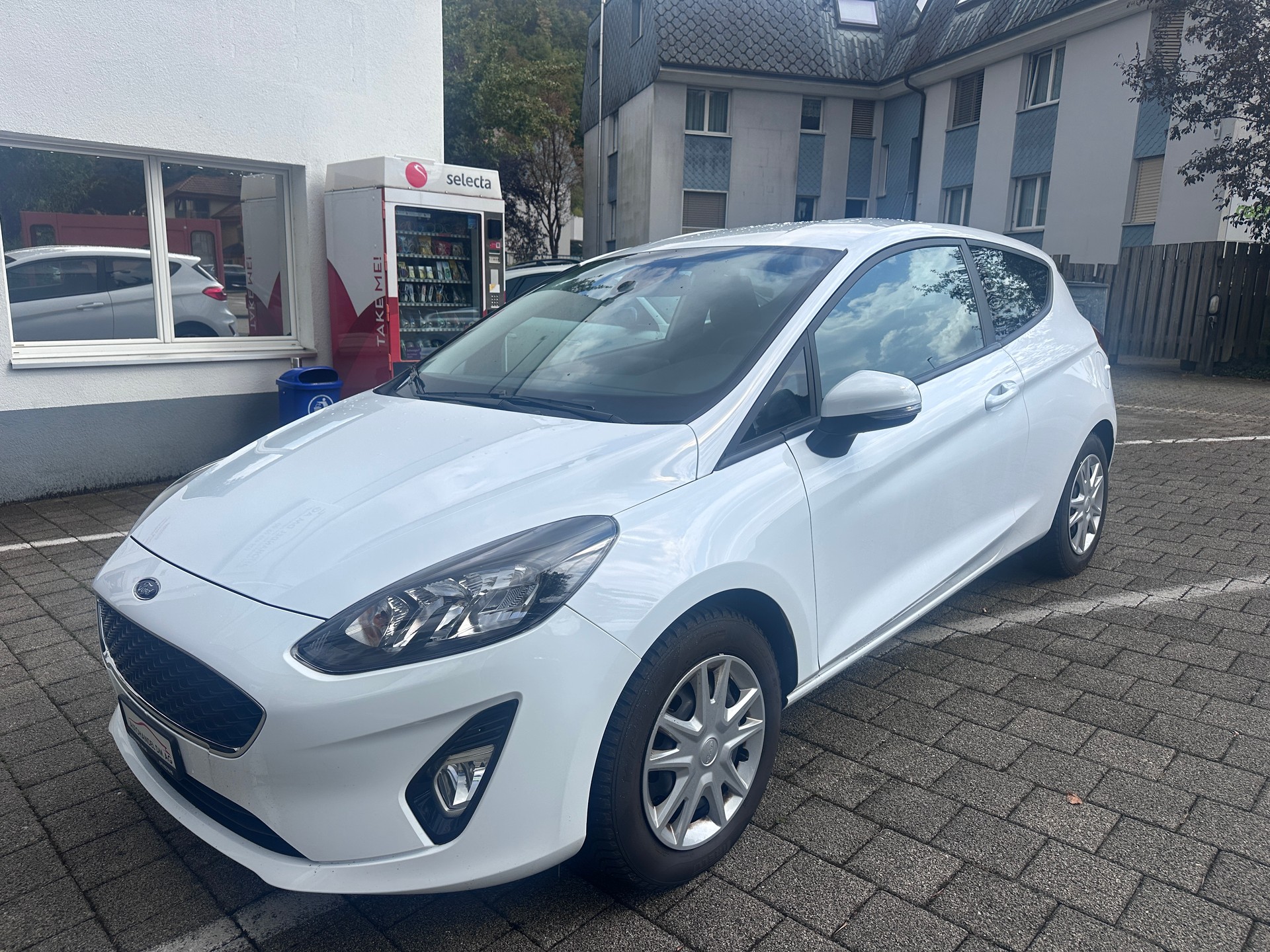 FORD Fiesta 1.0 SCTi Cool & Connect-image-1