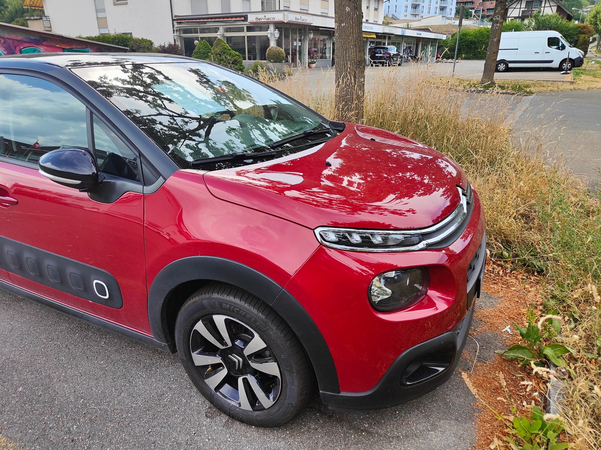 CITROEN 1.2 PureTech Shine S/S-image-2