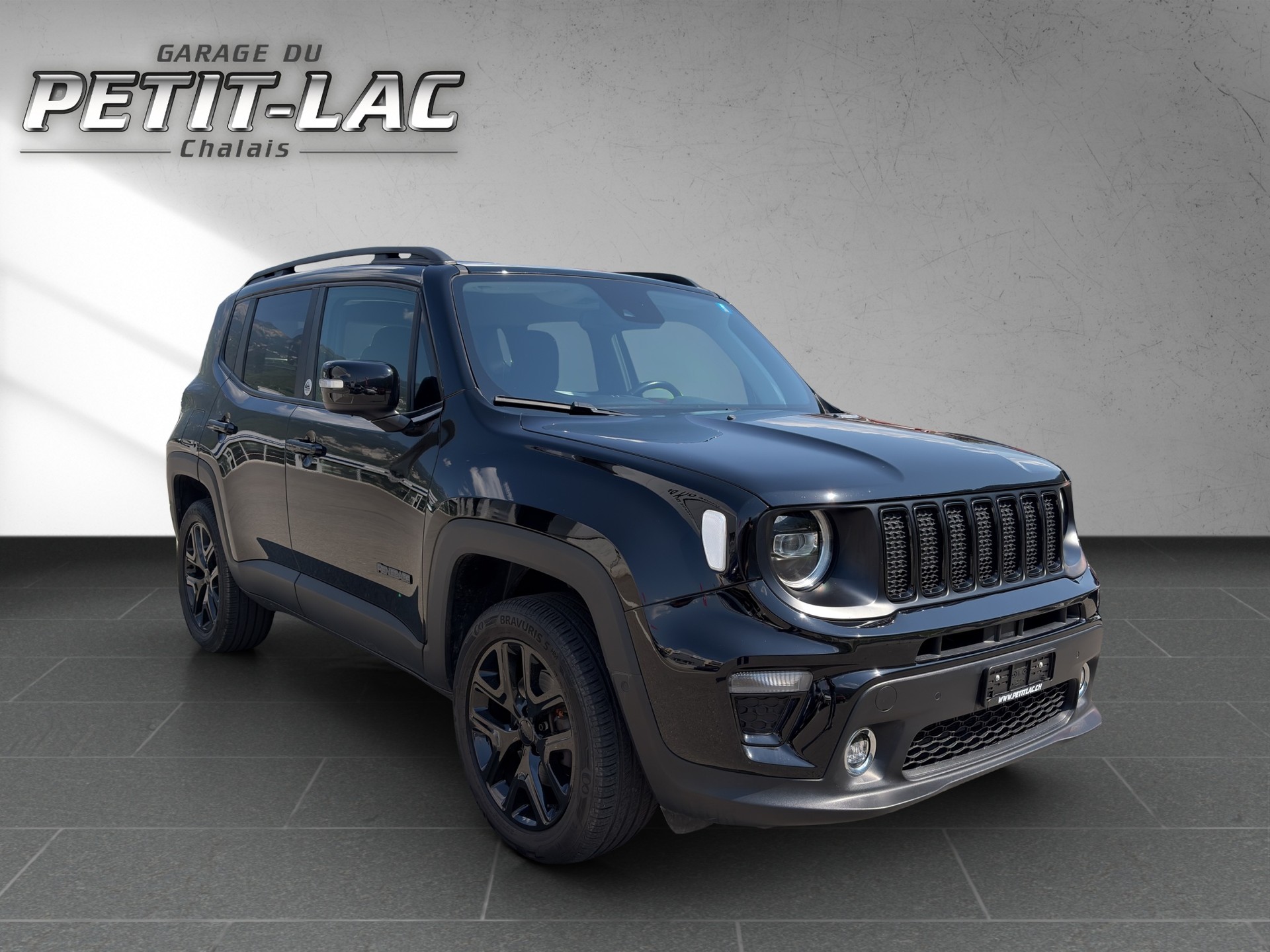 JEEP Renegade 1.3 Turbo Quicksilver AWD-image-0