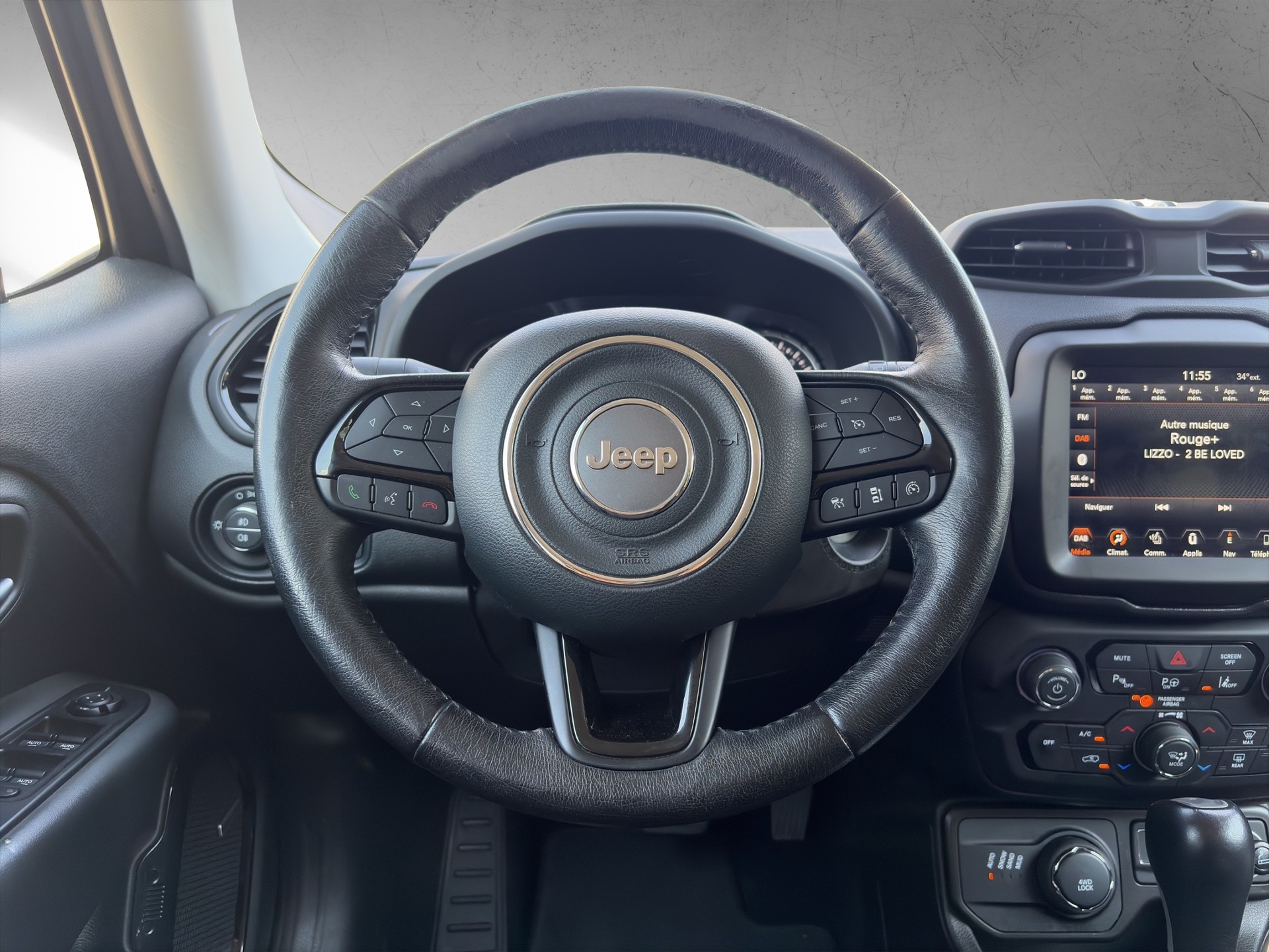 JEEP Renegade 1.3 Turbo Quicksilver AWD-image-12