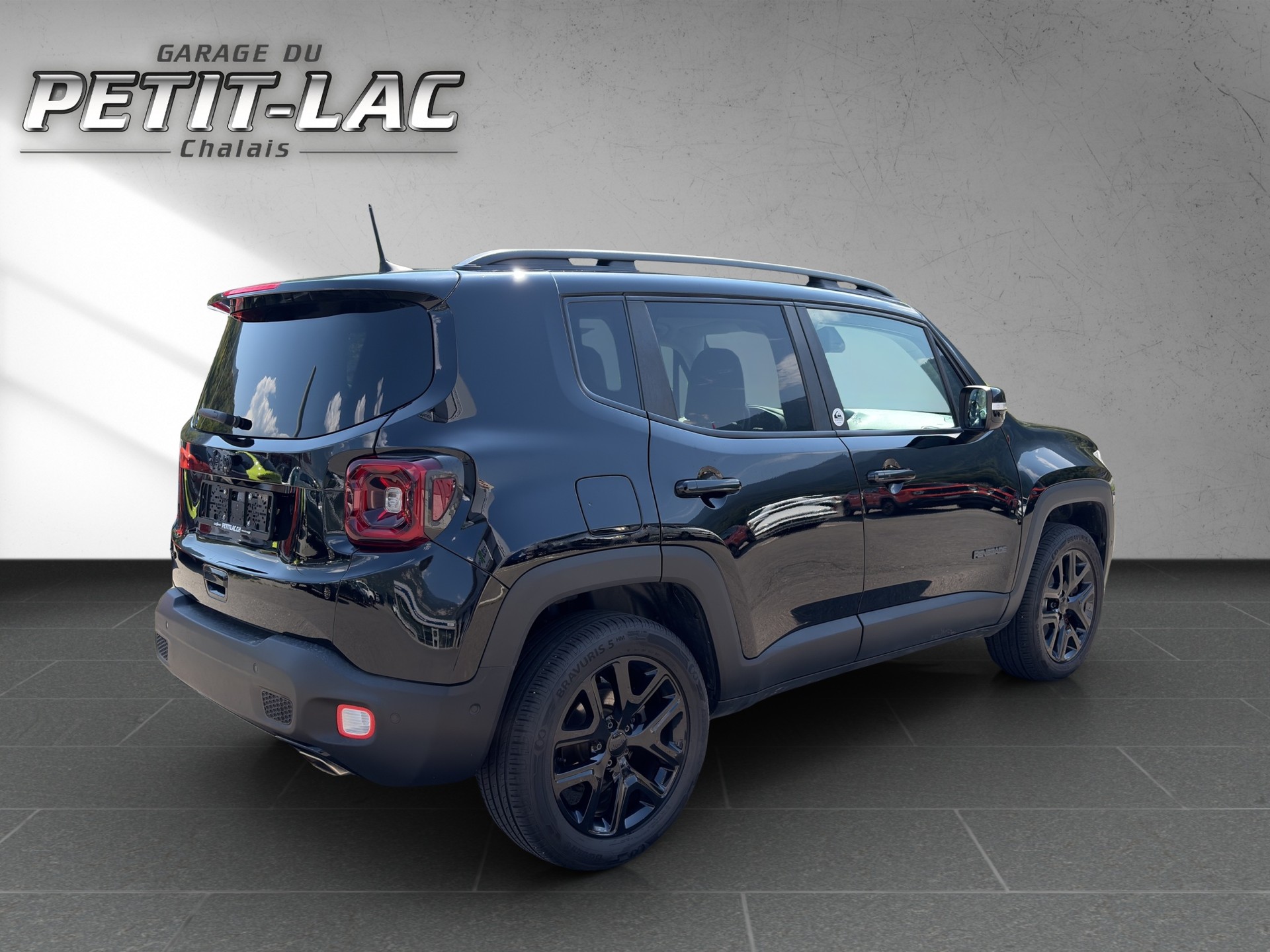 JEEP Renegade 1.3 Turbo Quicksilver AWD-image-5