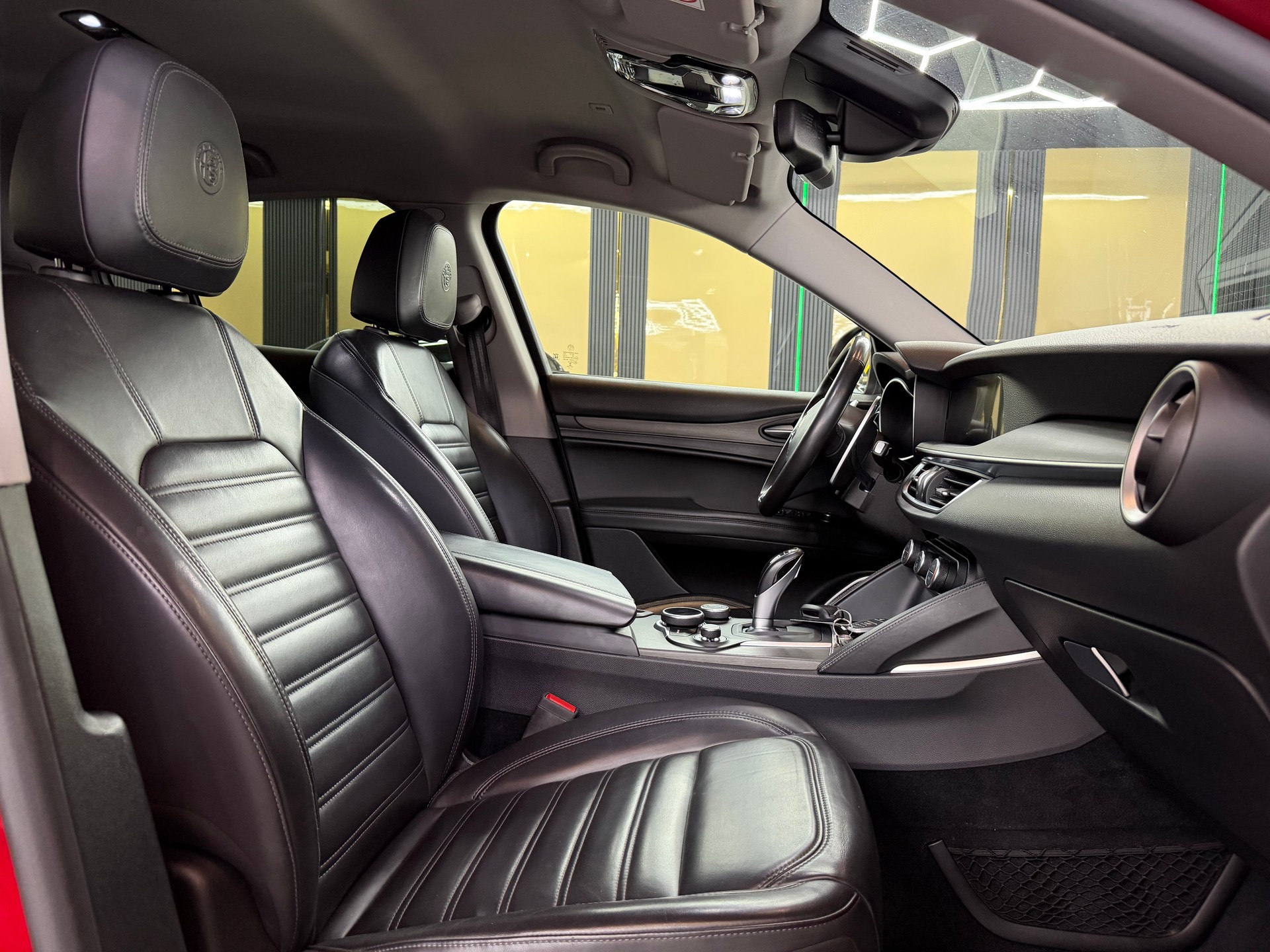 ALFA ROMEO Stelvio 2.0 Super Q4 Automatic-image-11
