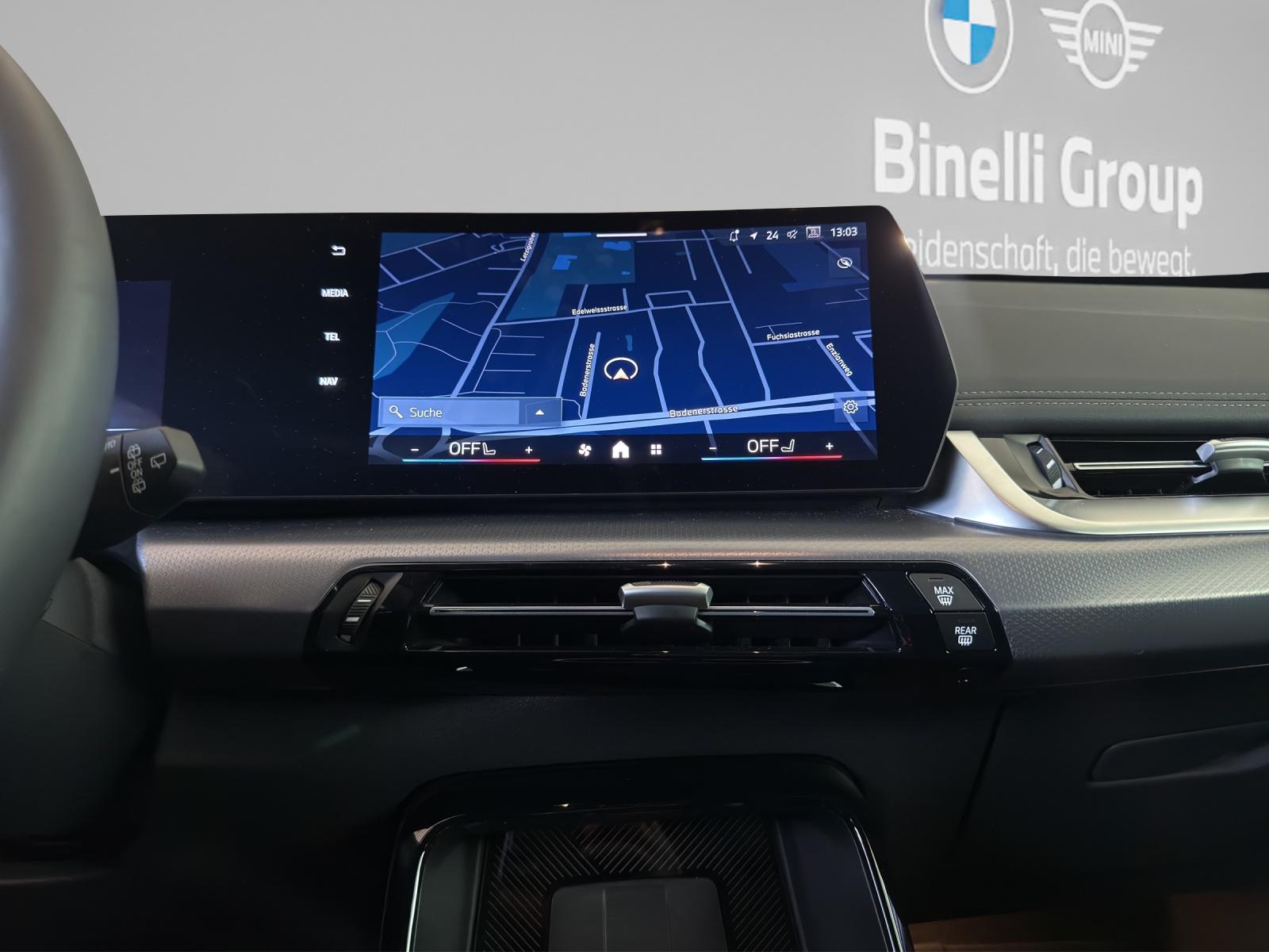 BMW iX1 30 xDrive M-SportPaket-image-16