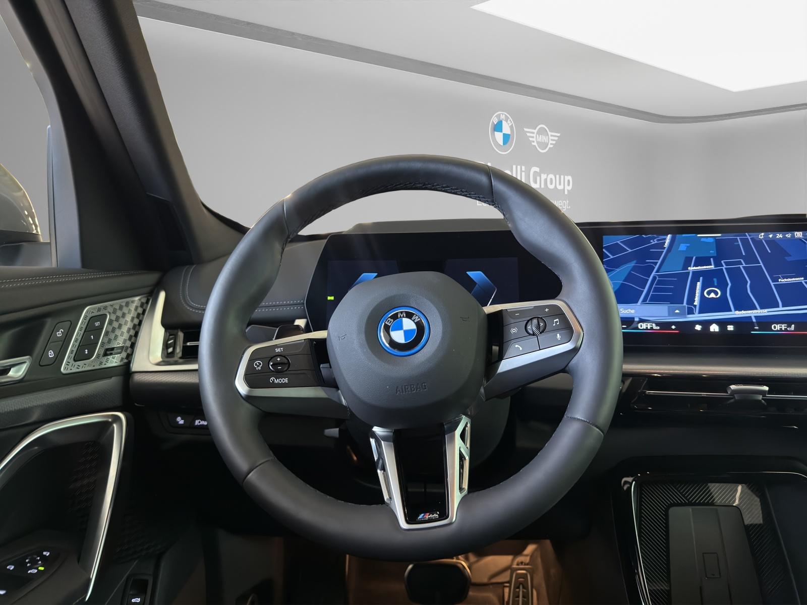 BMW iX1 30 xDrive M-SportPaket-image-13