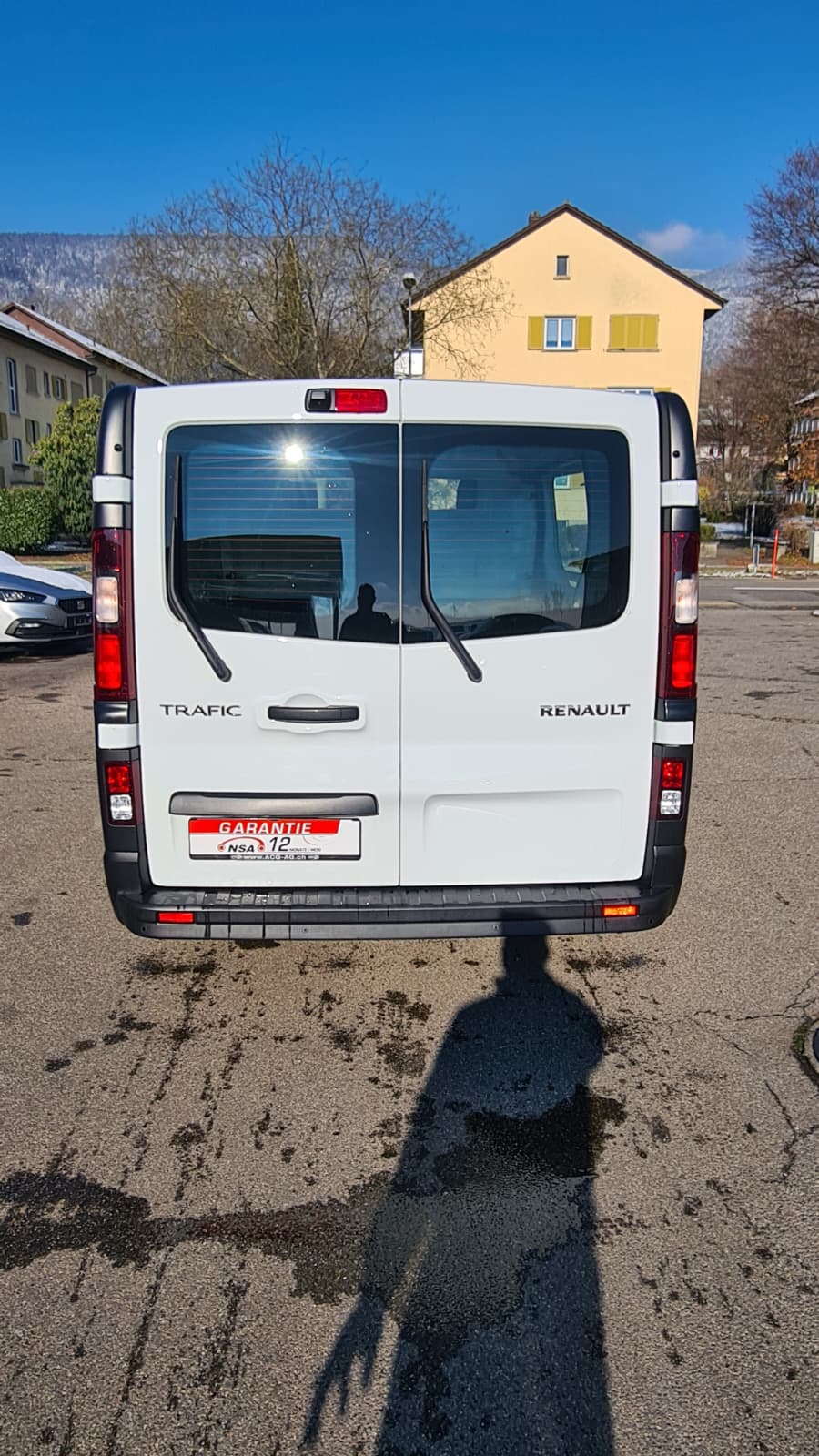 RENAULT Trafic 2.0 Energy dCi 120 3.0t Business L1H1 ** Gr-Navi ** RF-Kamera ** PDC Hinten ** Klimaanlage ** 3-Plätzer ** Frisch ab MFK-image-4