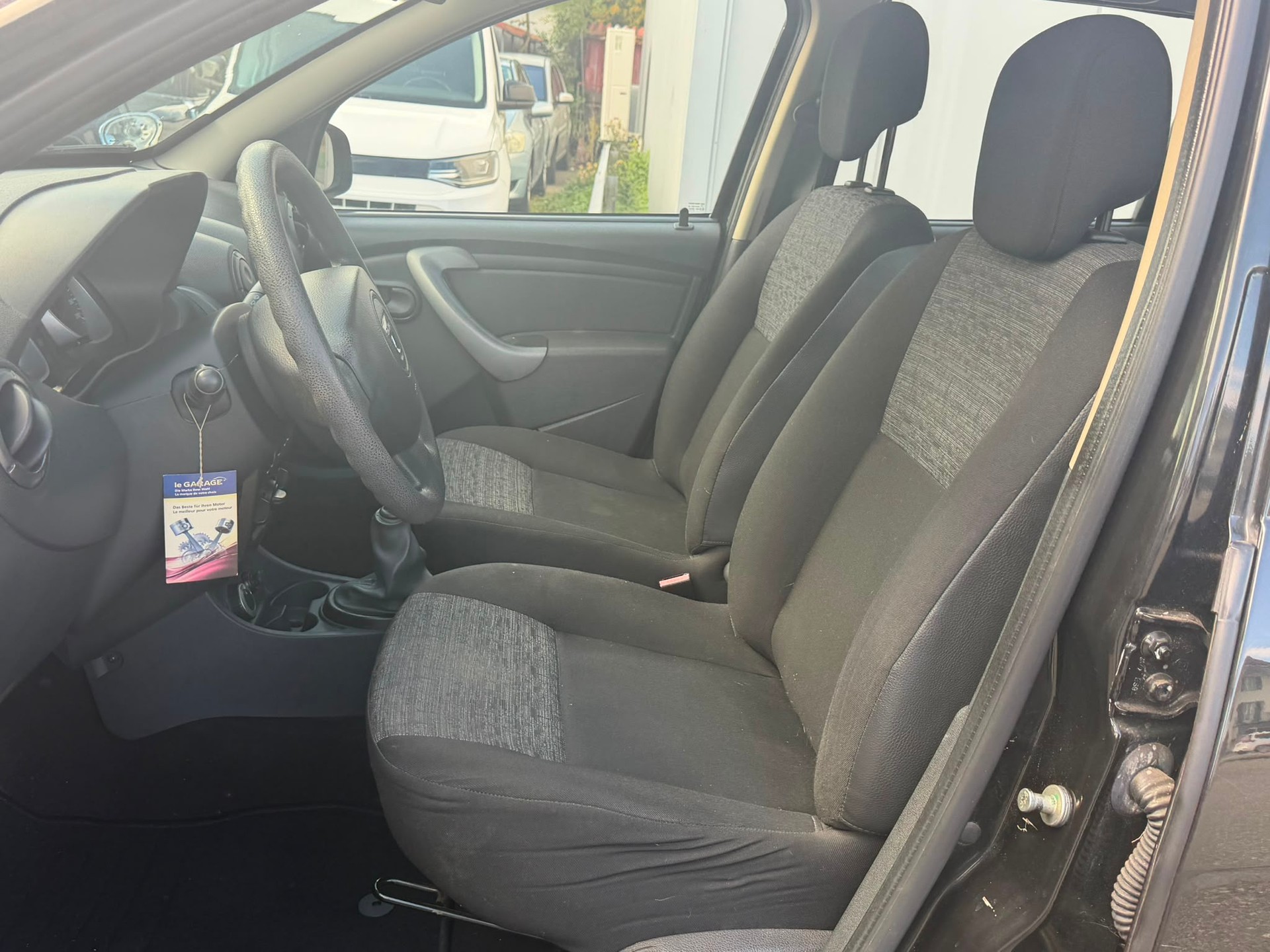 DACIA Duster 1.6 4x4-image-8