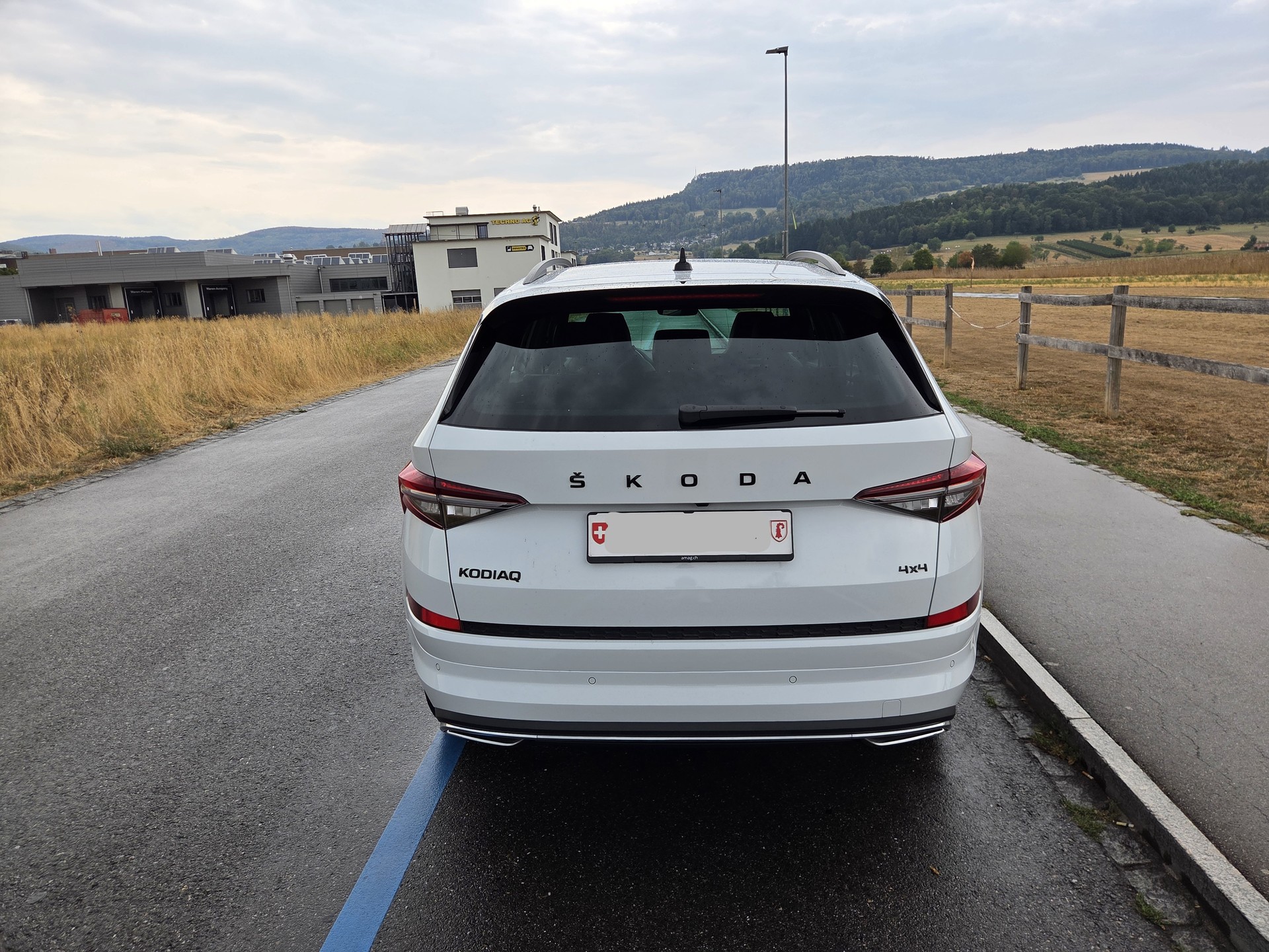 SKODA 2.0 TSI Sportline DSG-image-3