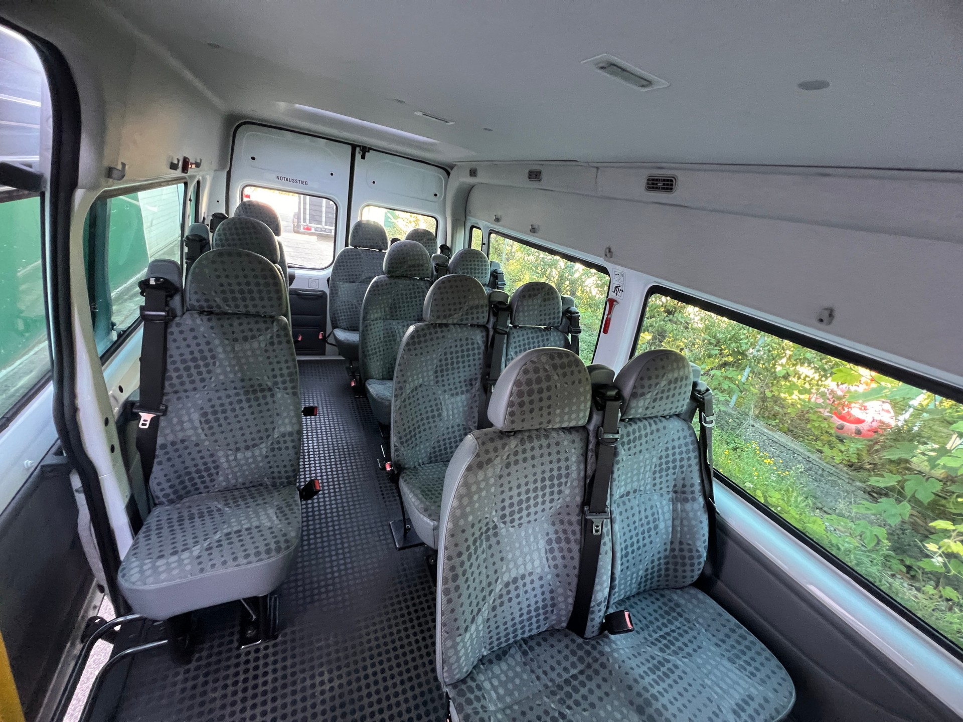 FORD Transit 2.4 TDCi Bus M2 350L Trend 14Pl.-image-12
