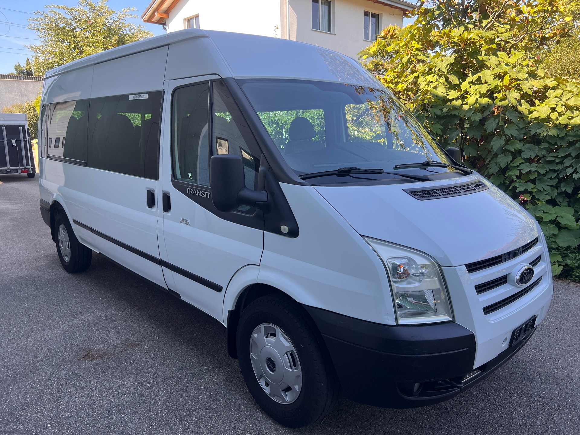FORD Transit 2.4 TDCi Bus M2 350L Trend 14Pl.-image-2