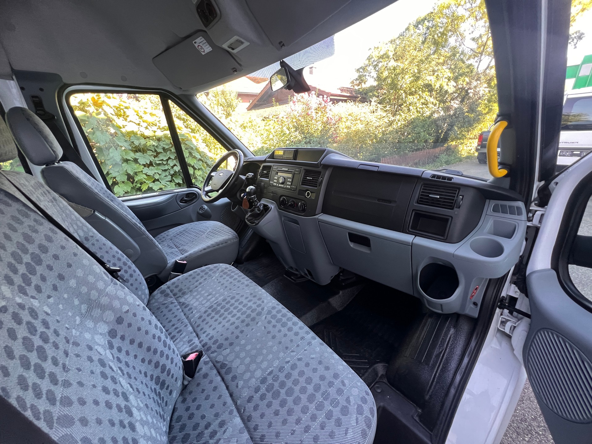 FORD Transit 2.4 TDCi Bus M2 350L Trend 14Pl.-image-7
