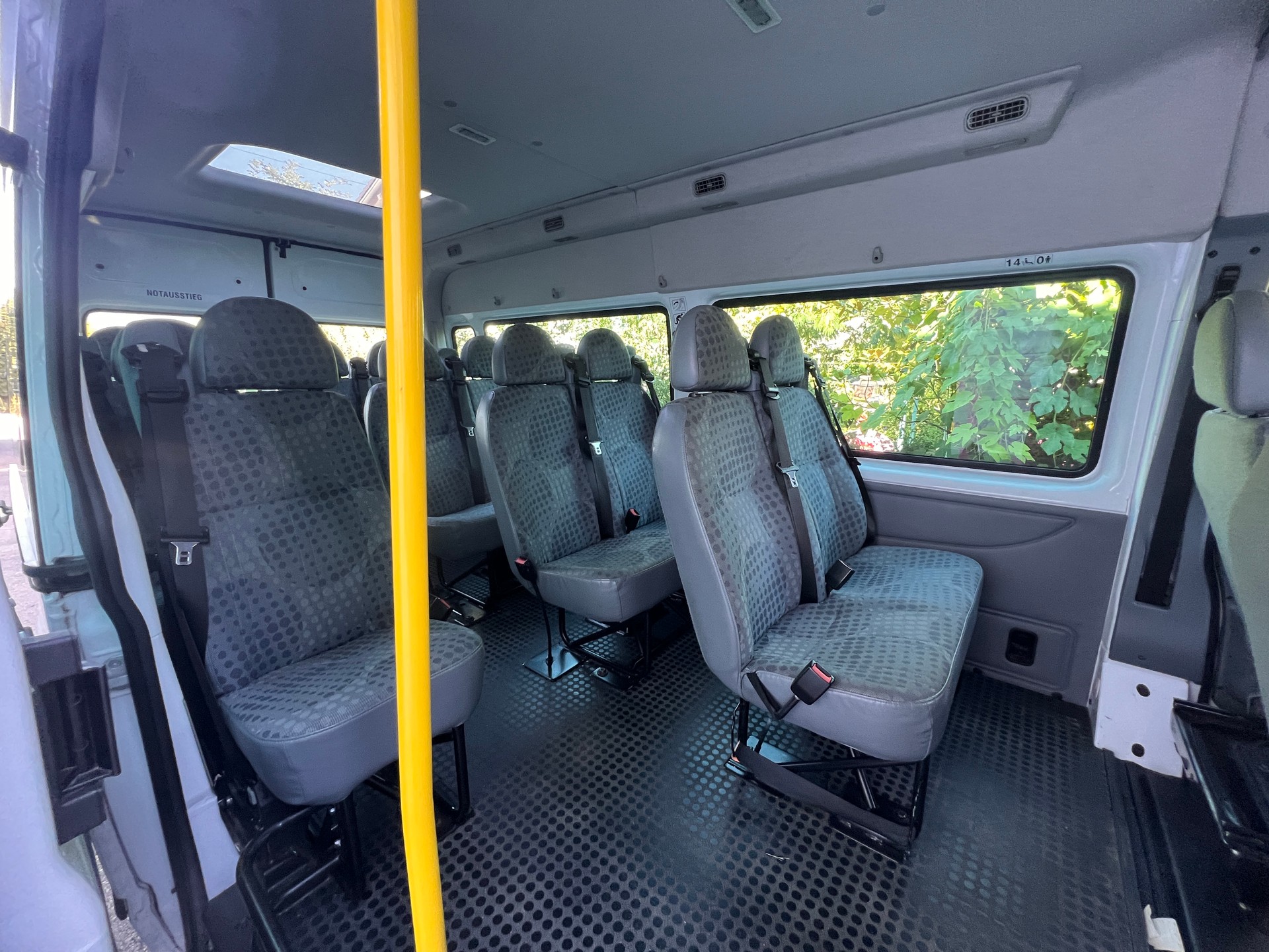 FORD Transit 2.4 TDCi Bus M2 350L Trend 14Pl.-image-11