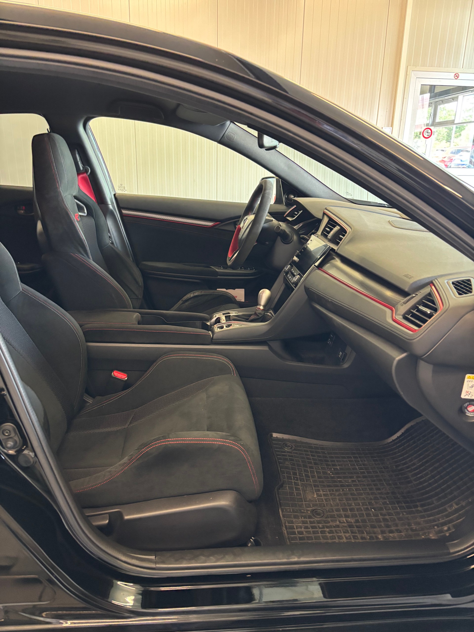 HONDA Civic 2.0 i-VTEC Type R Sport Line-image-12