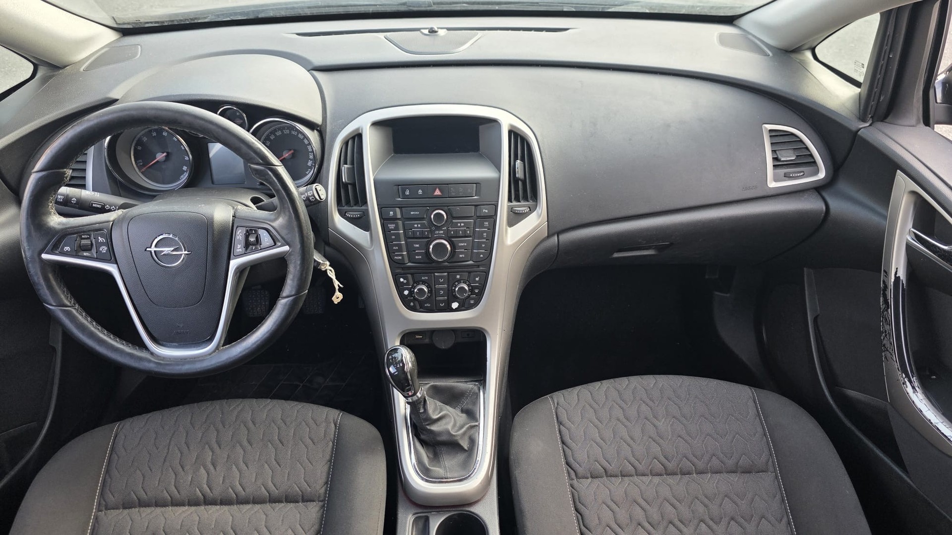 OPEL Astra 1.4i 16V Turbo-image-7