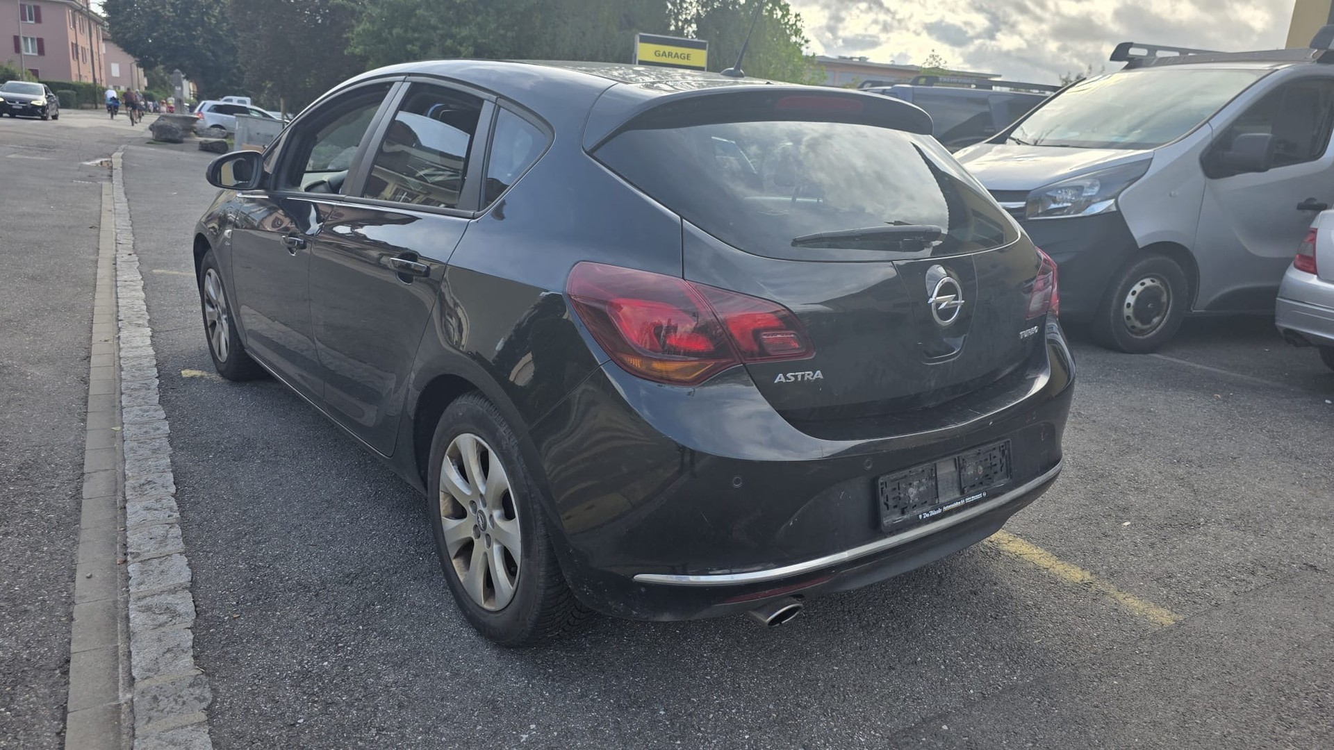 OPEL Astra 1.4i 16V Turbo-image-4