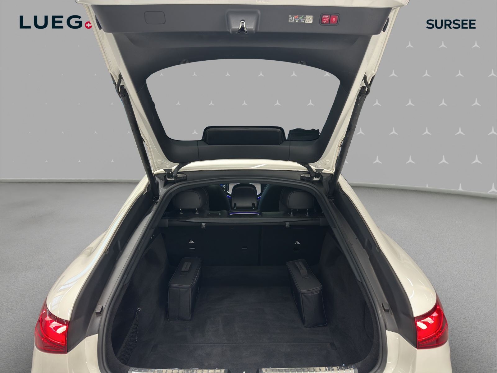 MERCEDES-BENZ EQS 580 AMG Line 4Matic-image-14