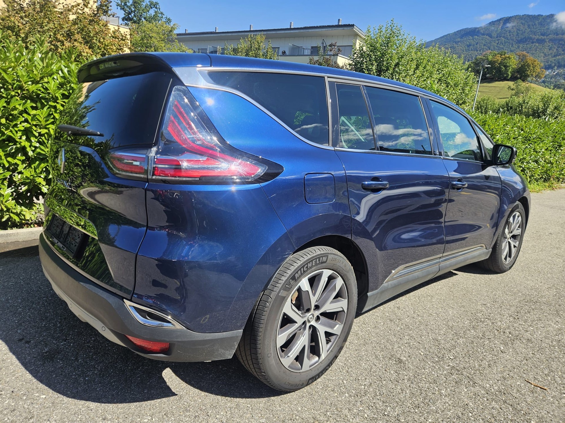 RENAULT Espace 1.8 TCe Business EDC-image-2