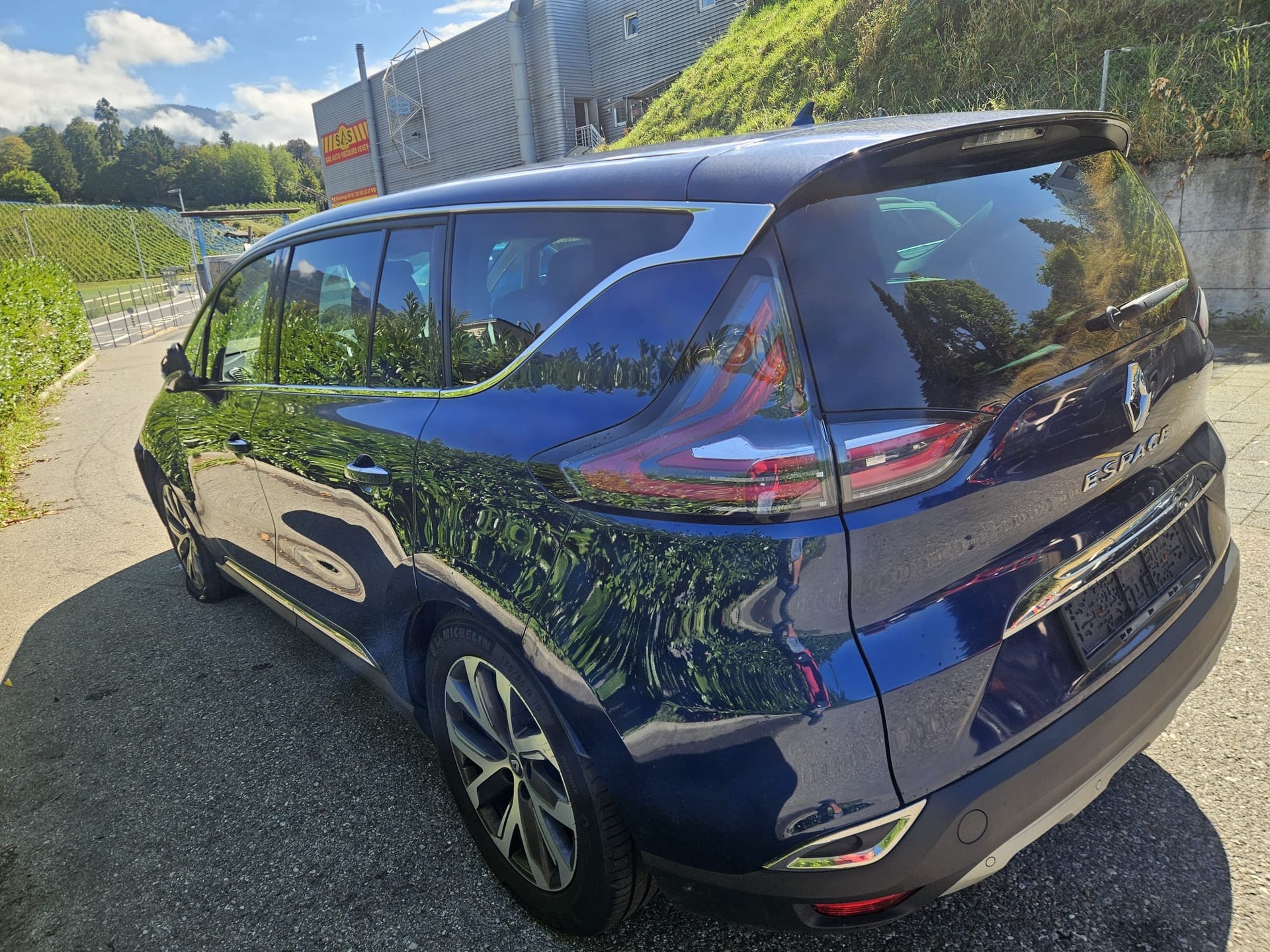 RENAULT Espace 1.8 TCe Business EDC-image-4