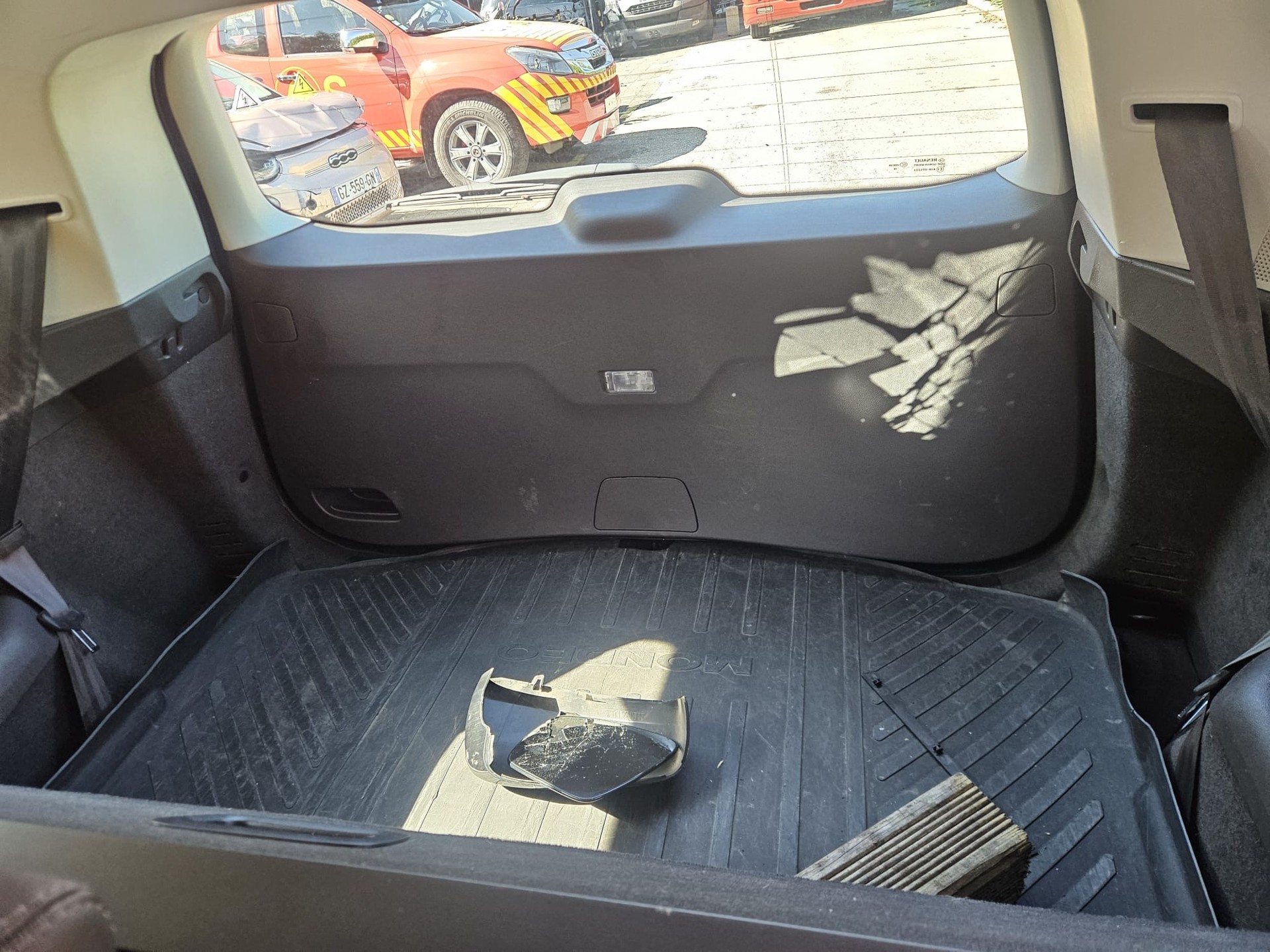 RENAULT Espace 1.8 TCe Business EDC-image-7