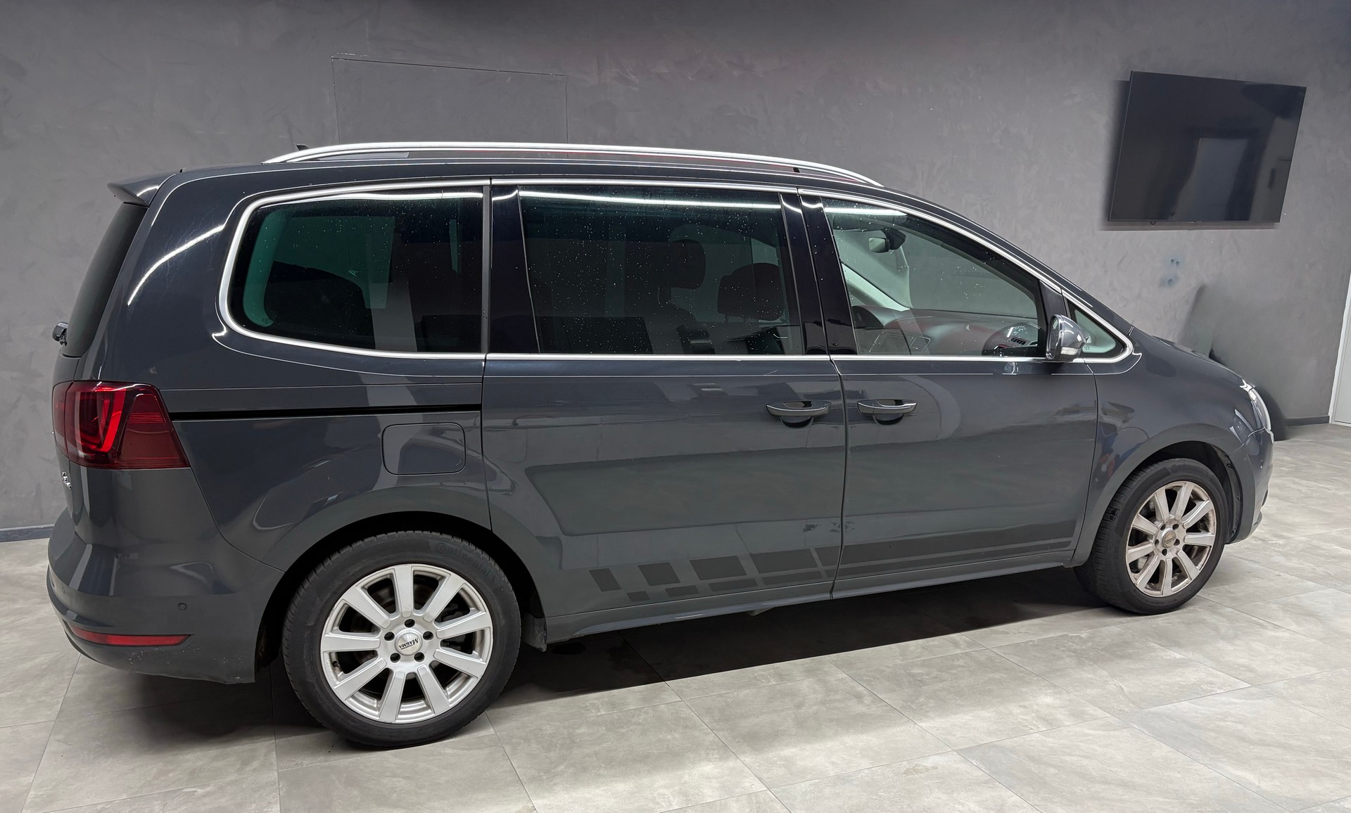 SEAT Alhambra 2.0 TDI FR Line-image-1