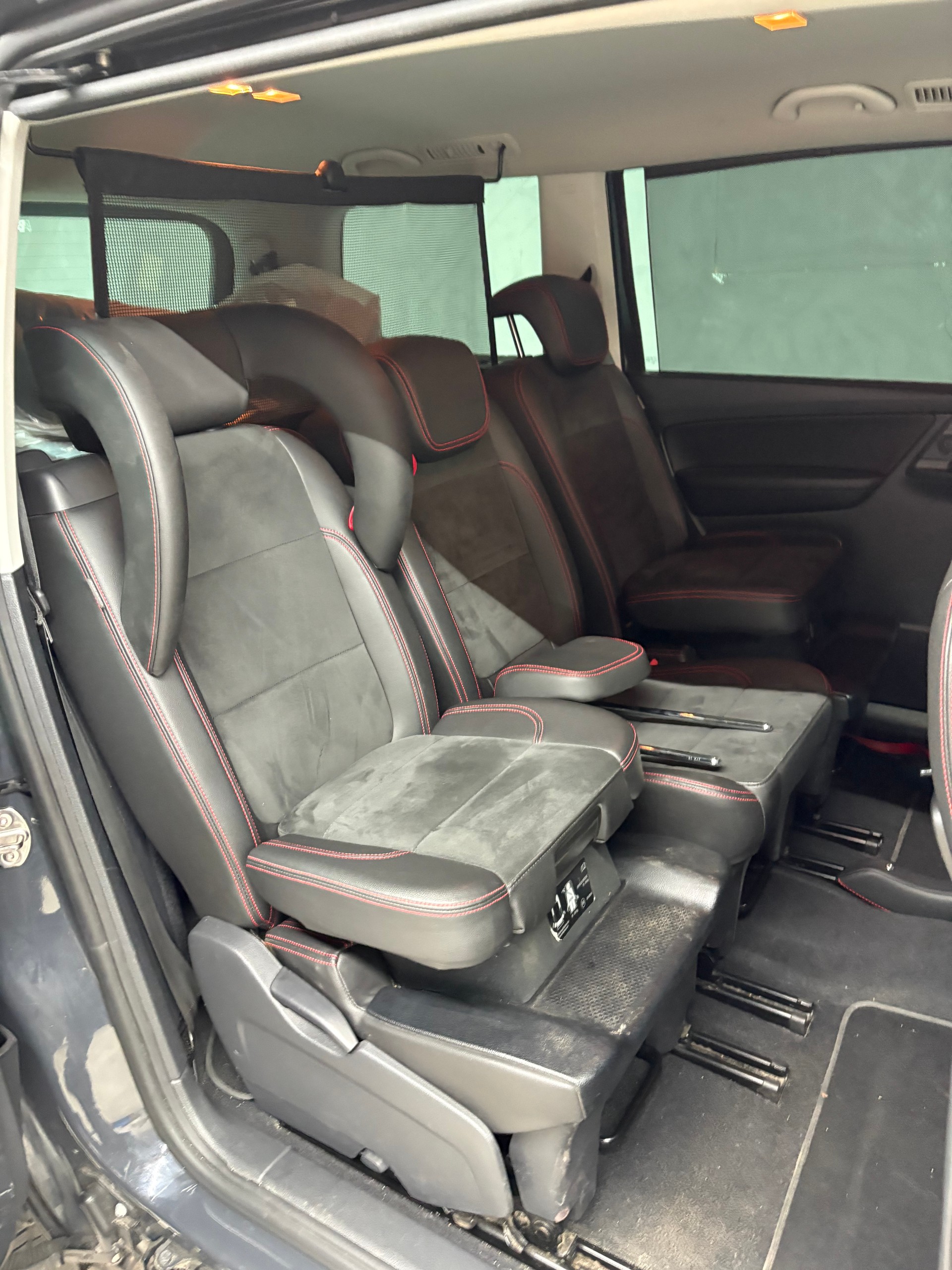 SEAT Alhambra 2.0 TDI FR Line-image-7