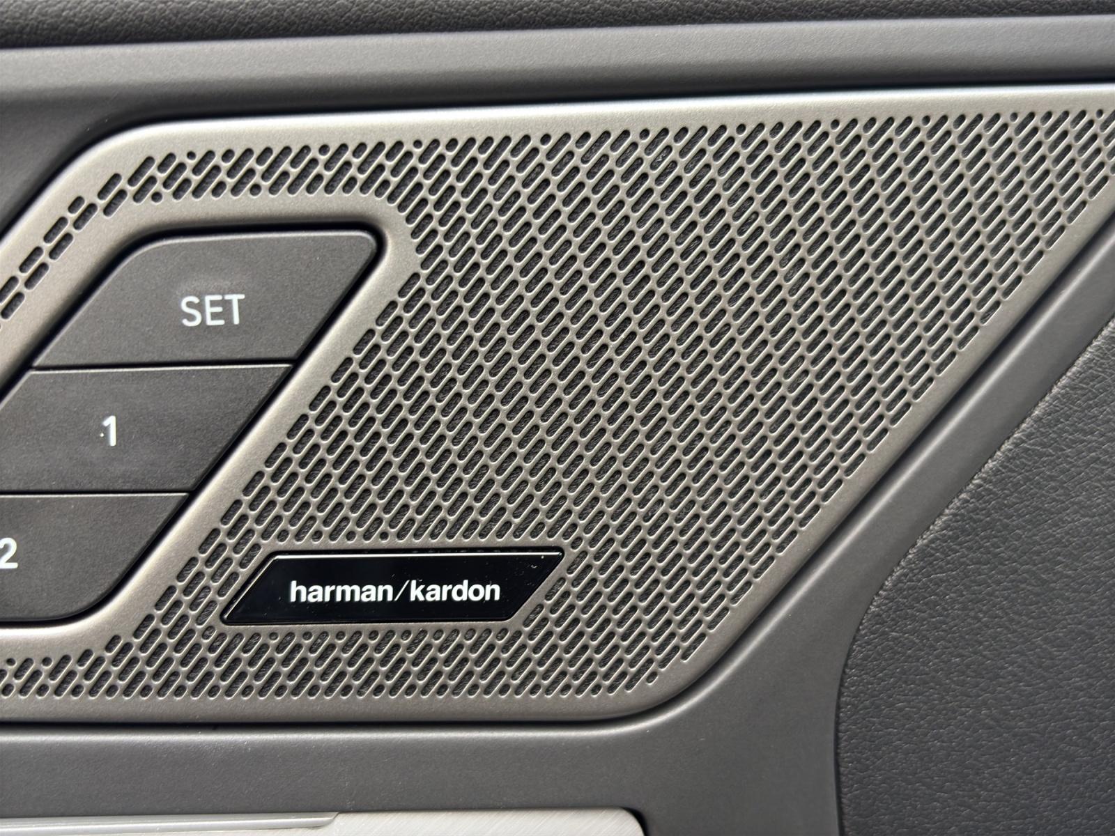 BMW X1 30e xDrive-image-19