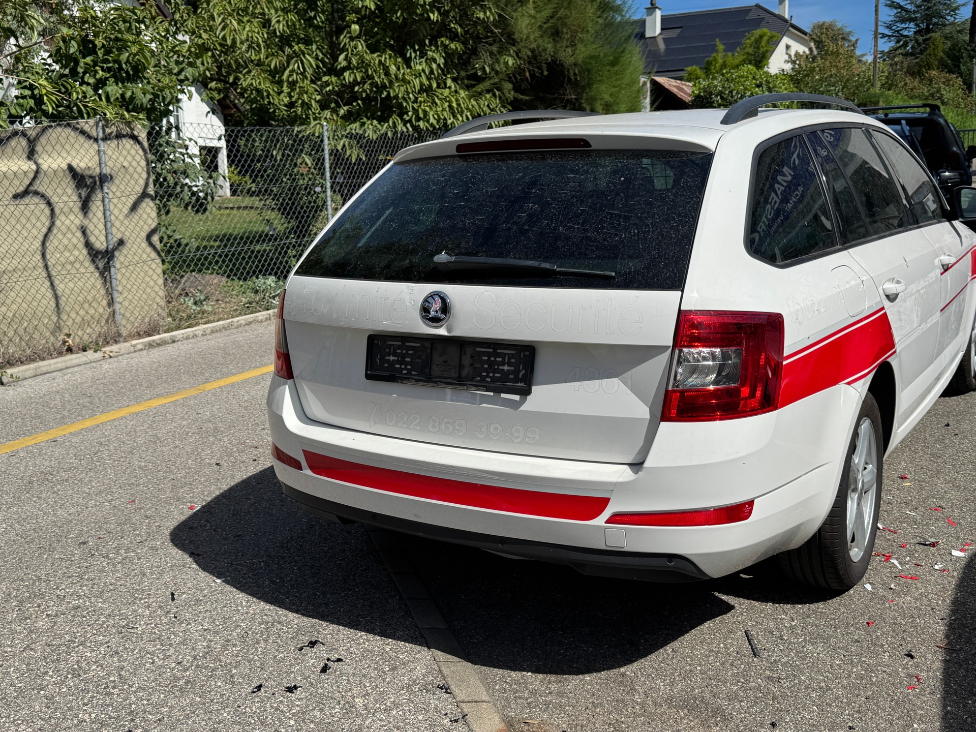 SKODA Octavia Combi 1.8 TSI Ambition DSG-image-5