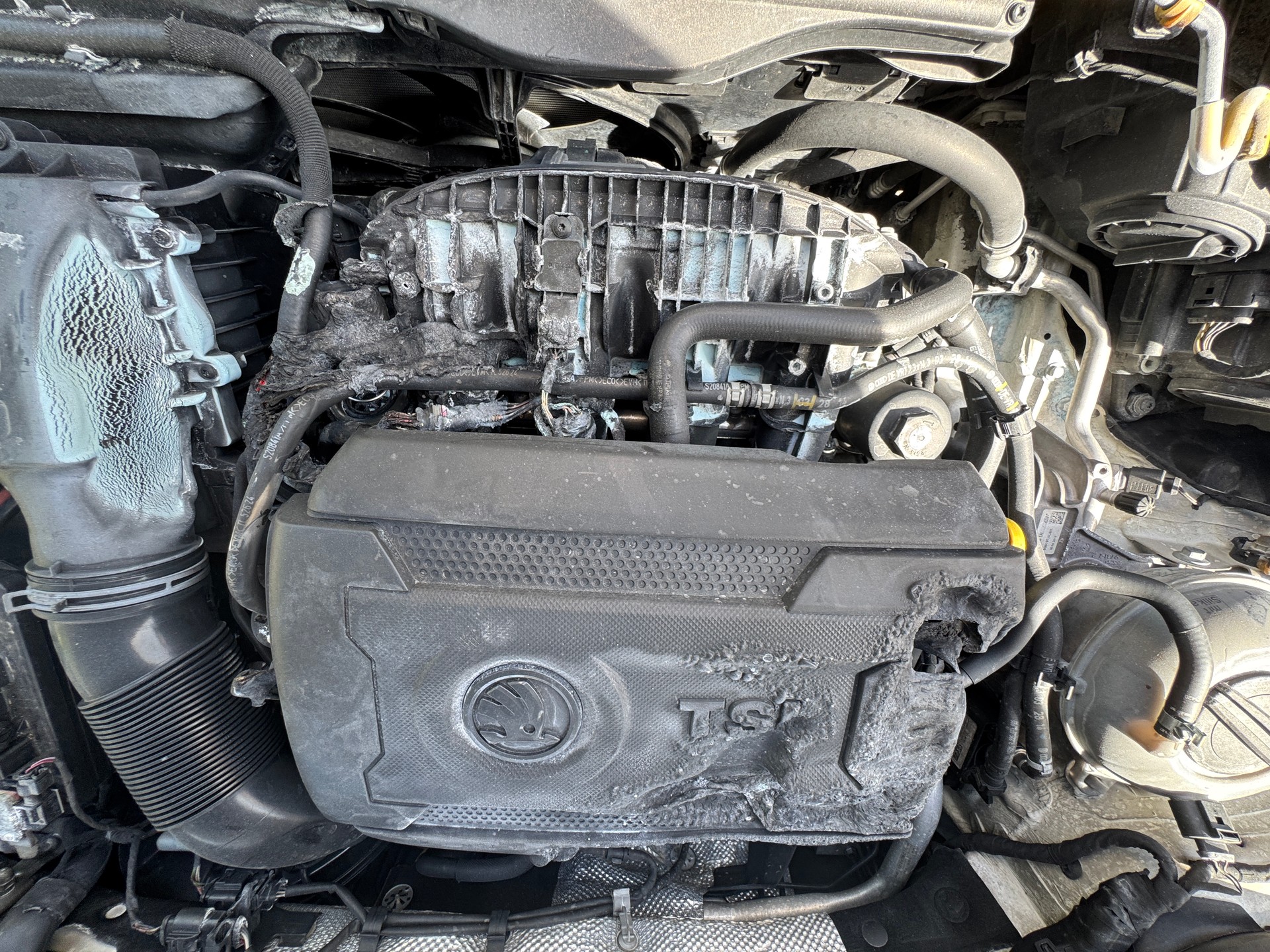 SKODA Octavia Combi 1.8 TSI Ambition DSG-image-12