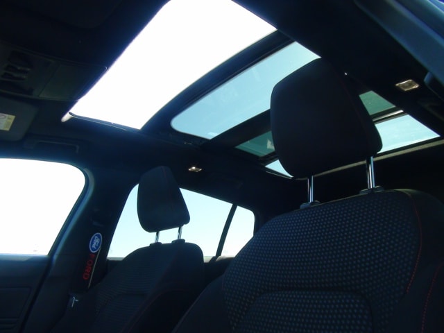 FORD Focus Station Wagon 1.0i EcoB Hybrid 155 ST-Line X-image-11