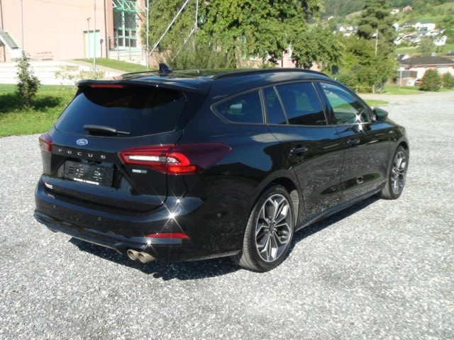 FORD Focus Station Wagon 1.0i EcoB Hybrid 155 ST-Line X-image-6