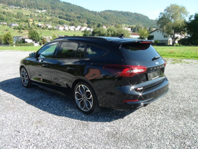 FORD Focus Station Wagon 1.0i EcoB Hybrid 155 ST-Line X-image-5