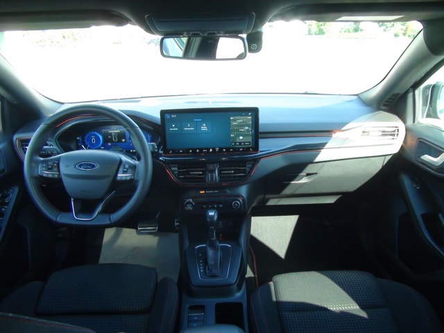 FORD Focus Station Wagon 1.0i EcoB Hybrid 155 ST-Line X-image-8