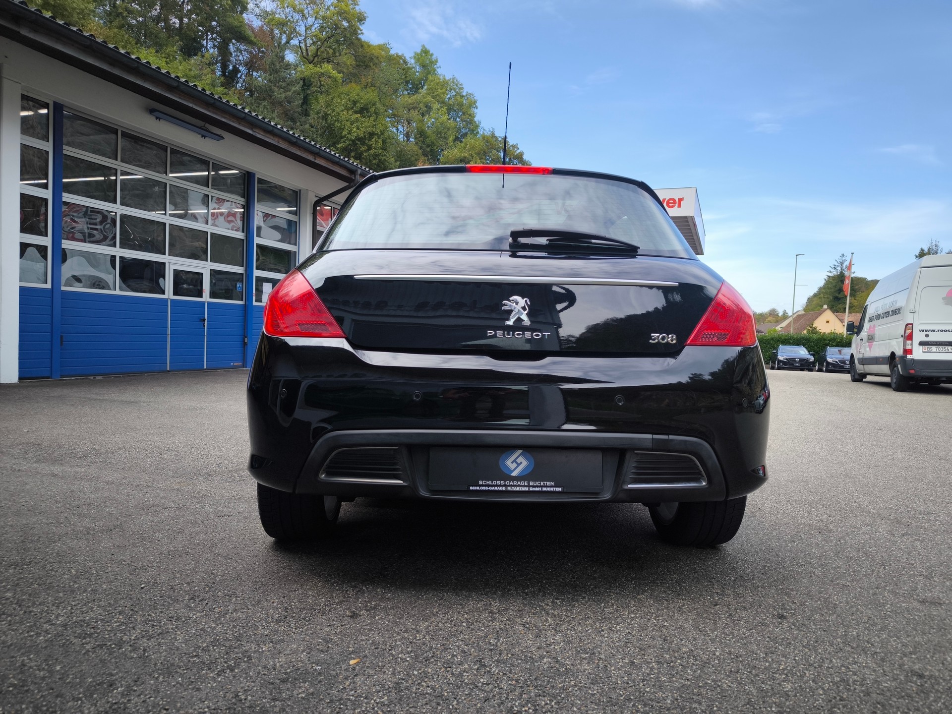 PEUGEOT 308 1.6 16V Turbo Allure-image-11