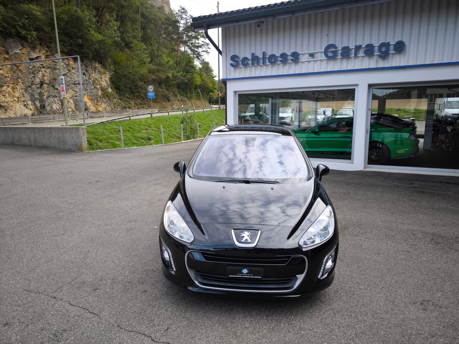 PEUGEOT 308 1.6 16V Turbo Allure-image-3