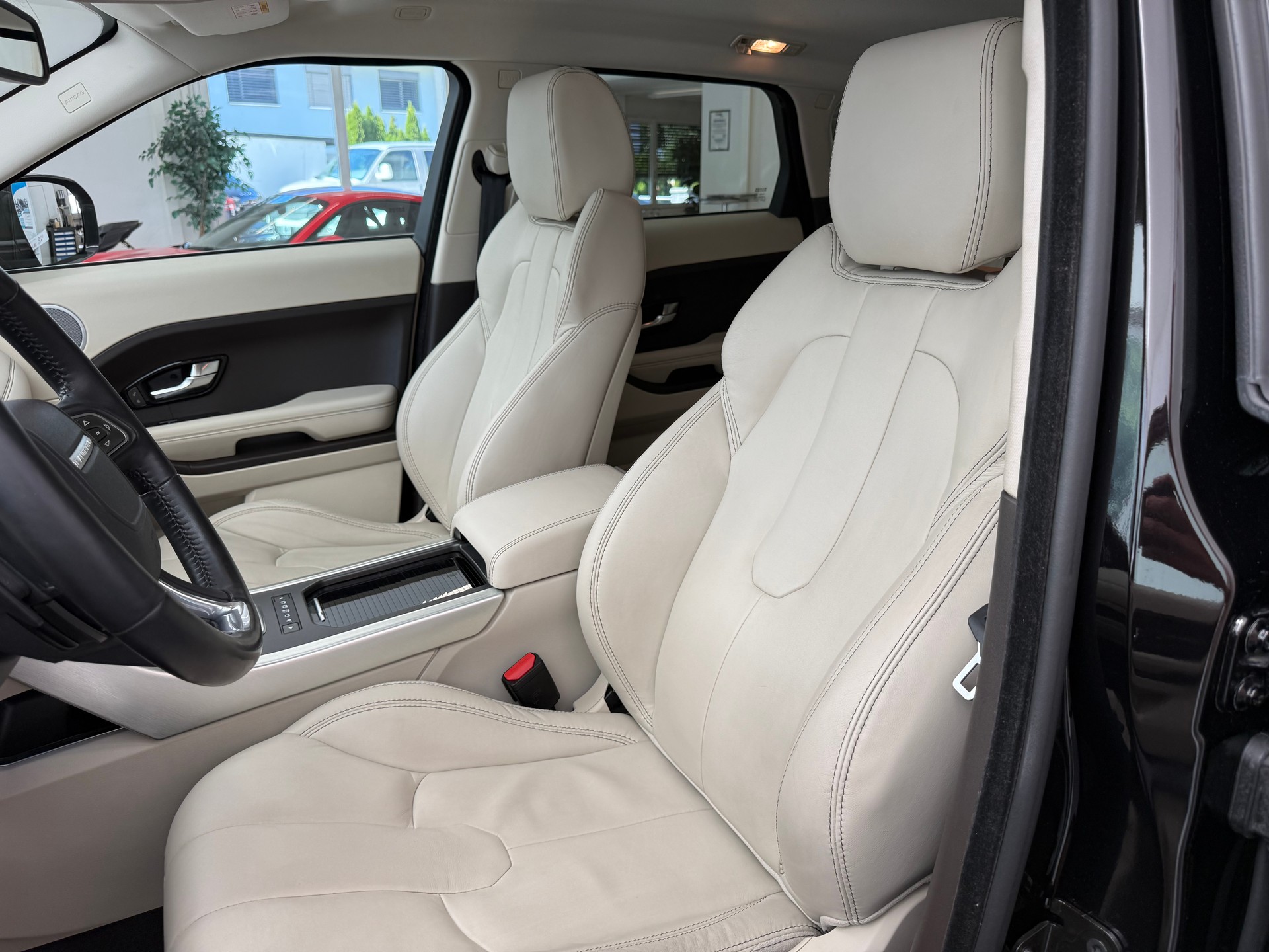 LAND ROVER Range Rover Evoque 2.0 Si4 Prestige-image-10