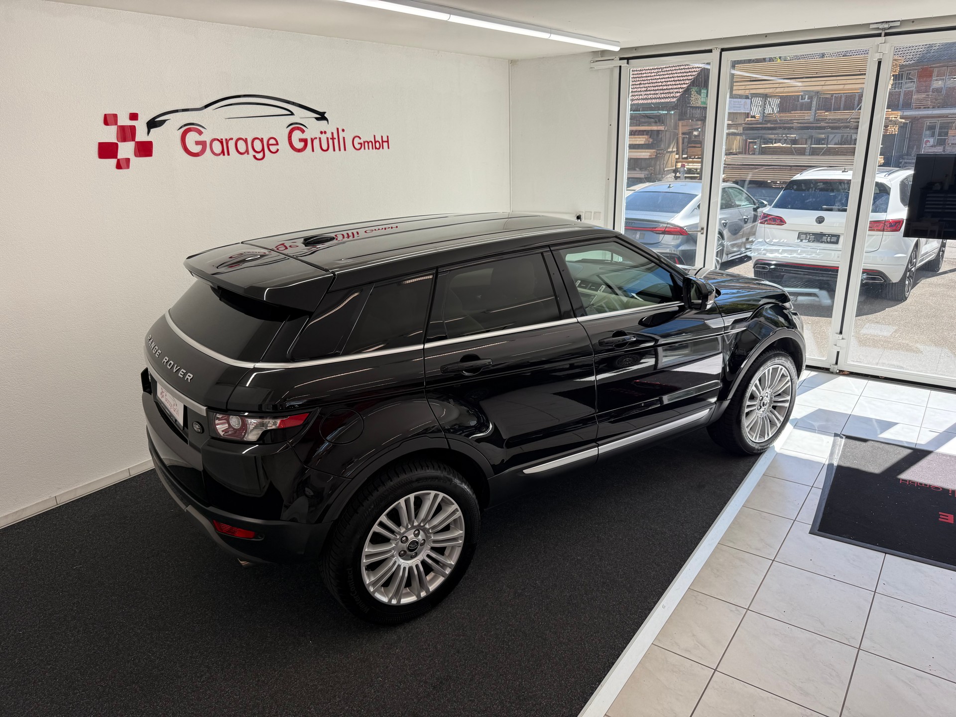 LAND ROVER Range Rover Evoque 2.0 Si4 Prestige-image-6