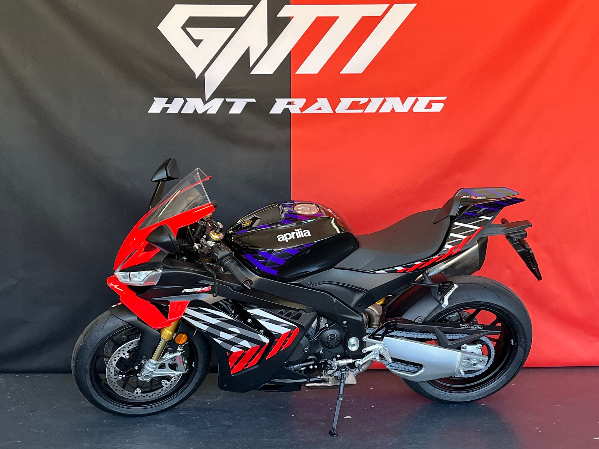 APRILIA RSV4 1100 E5+ Factory HMT EDITION-image-4