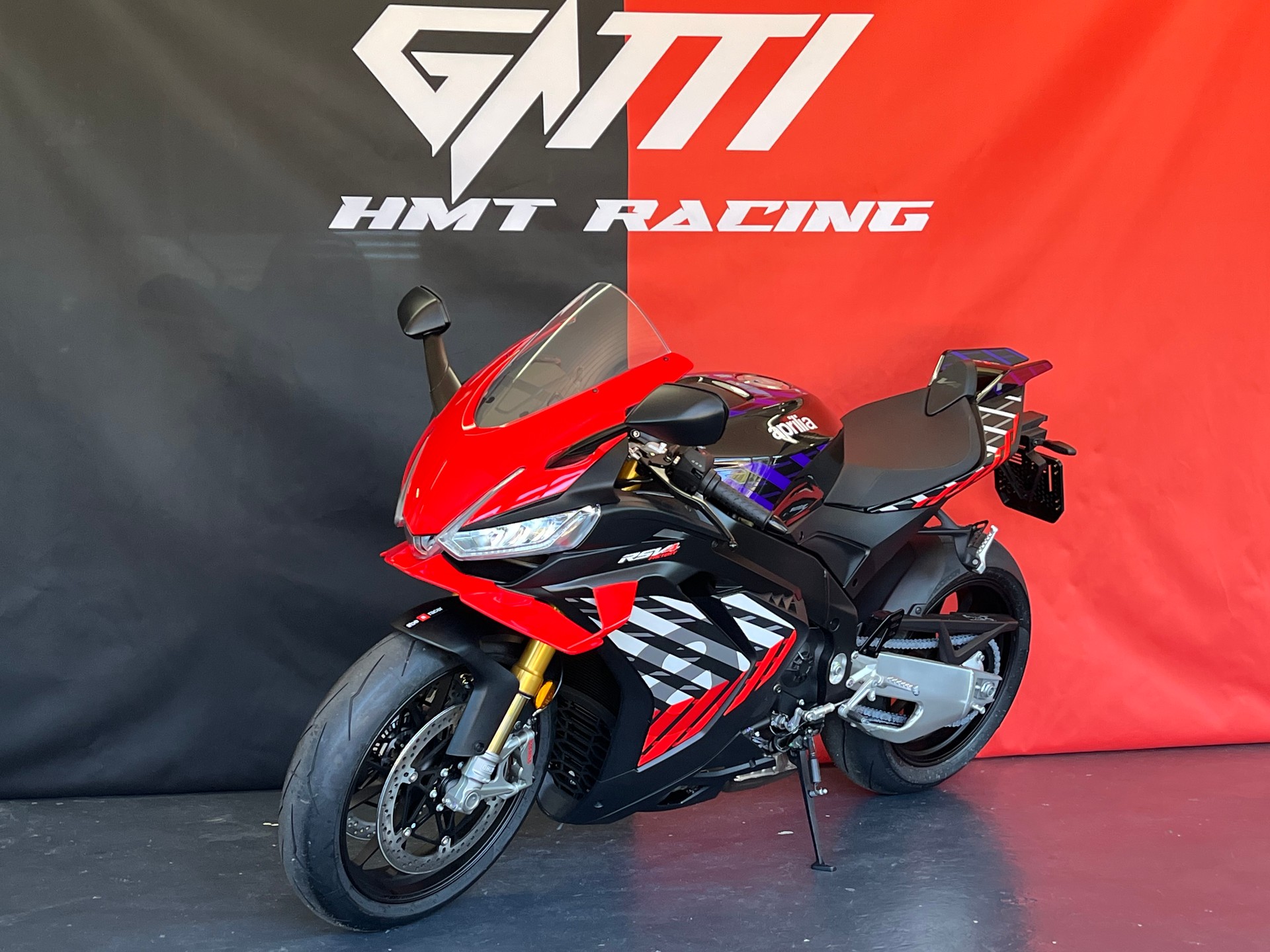 APRILIA RSV4 1100 E5+ Factory HMT EDITION-image-8